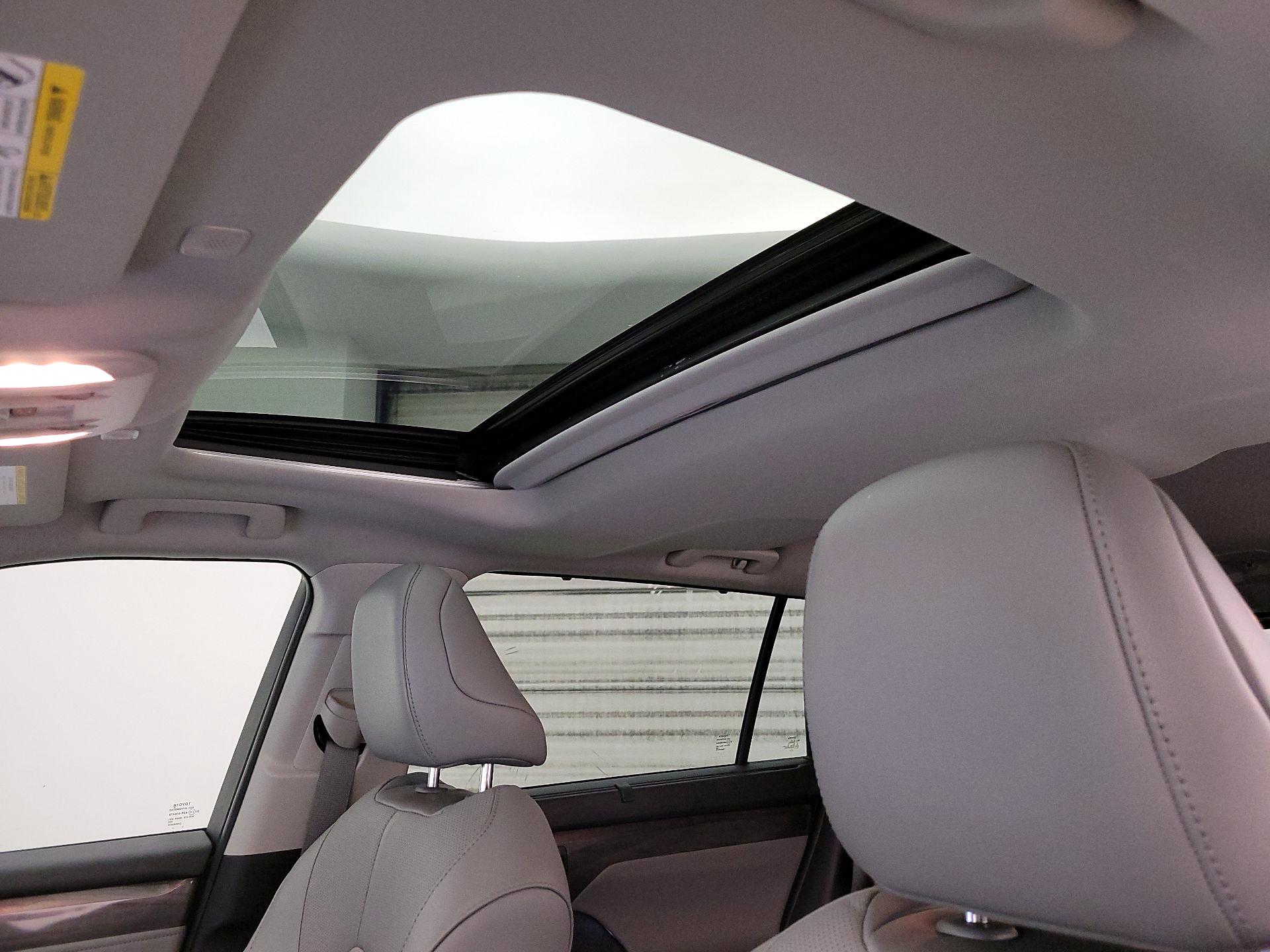 Thumbnail: 2025 Toyota Highlander - 19