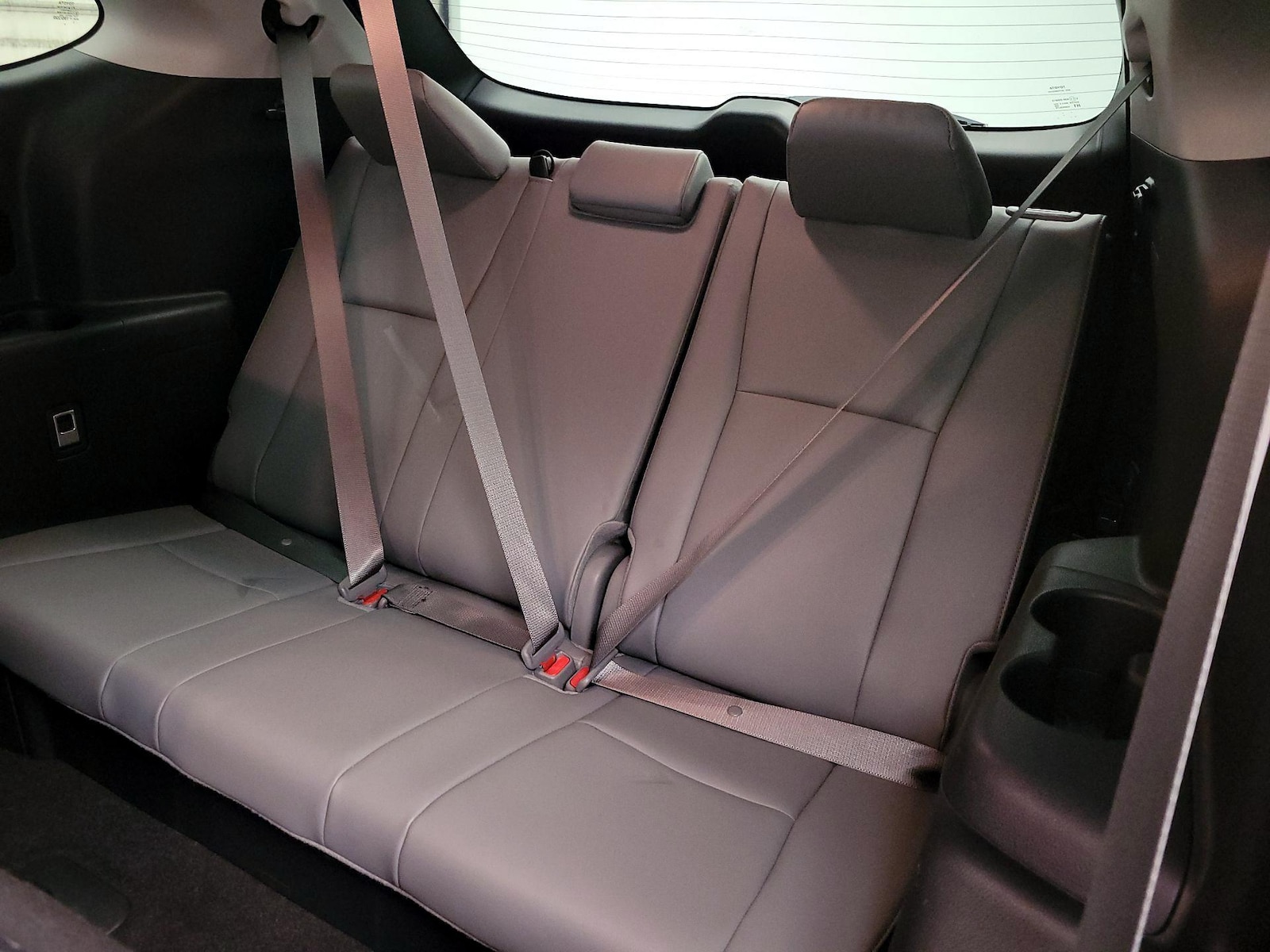 2025 Toyota Highlander Limited - Photo 22