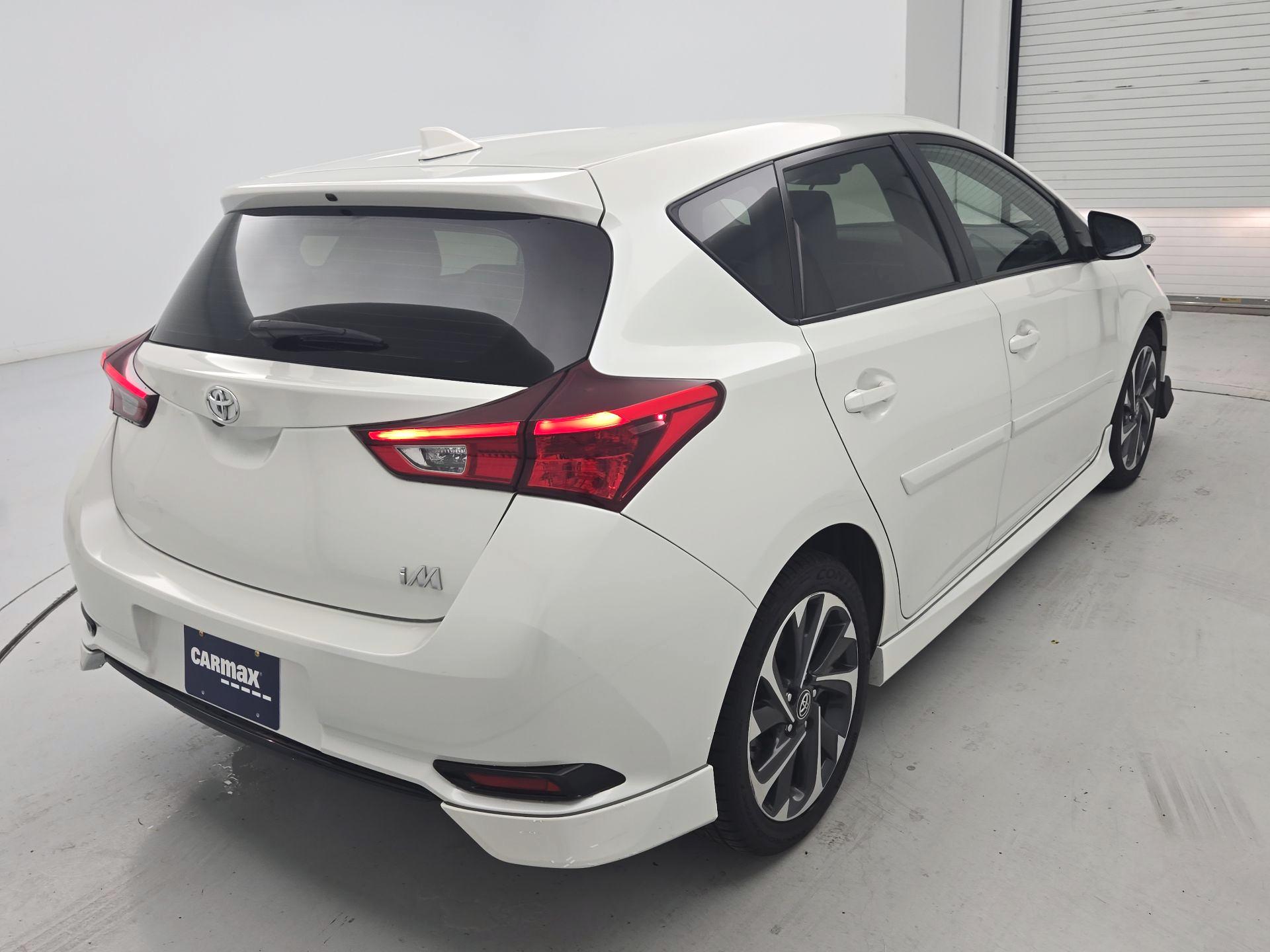 Thumbnail: 2017 Toyota Corolla iM - 5