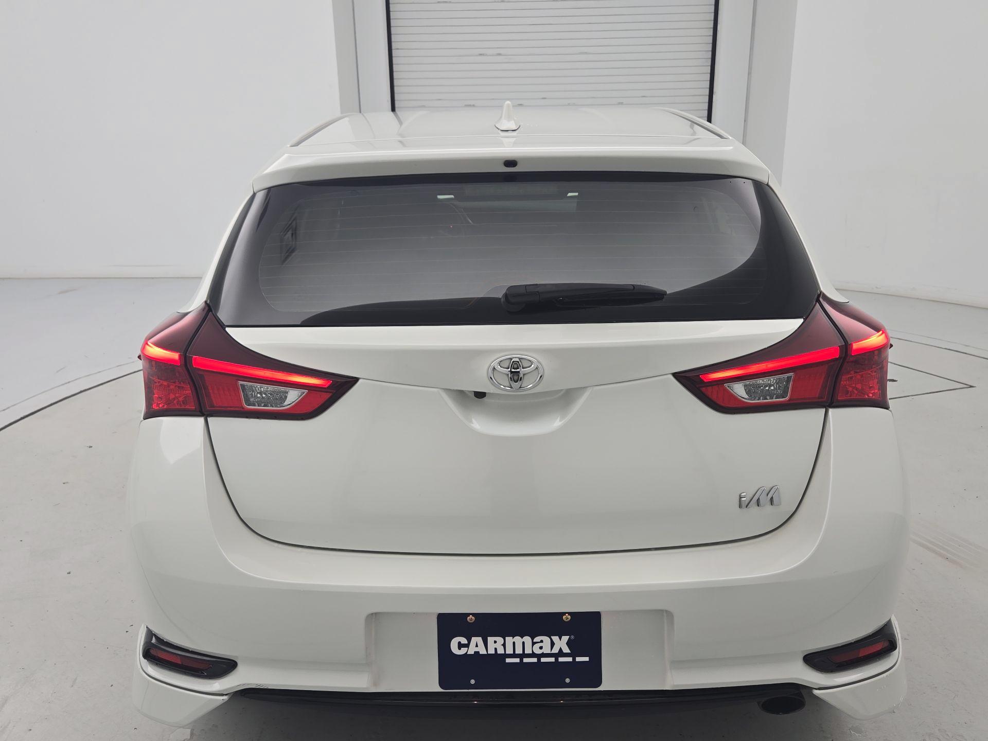 Thumbnail: 2017 Toyota Corolla iM - 6