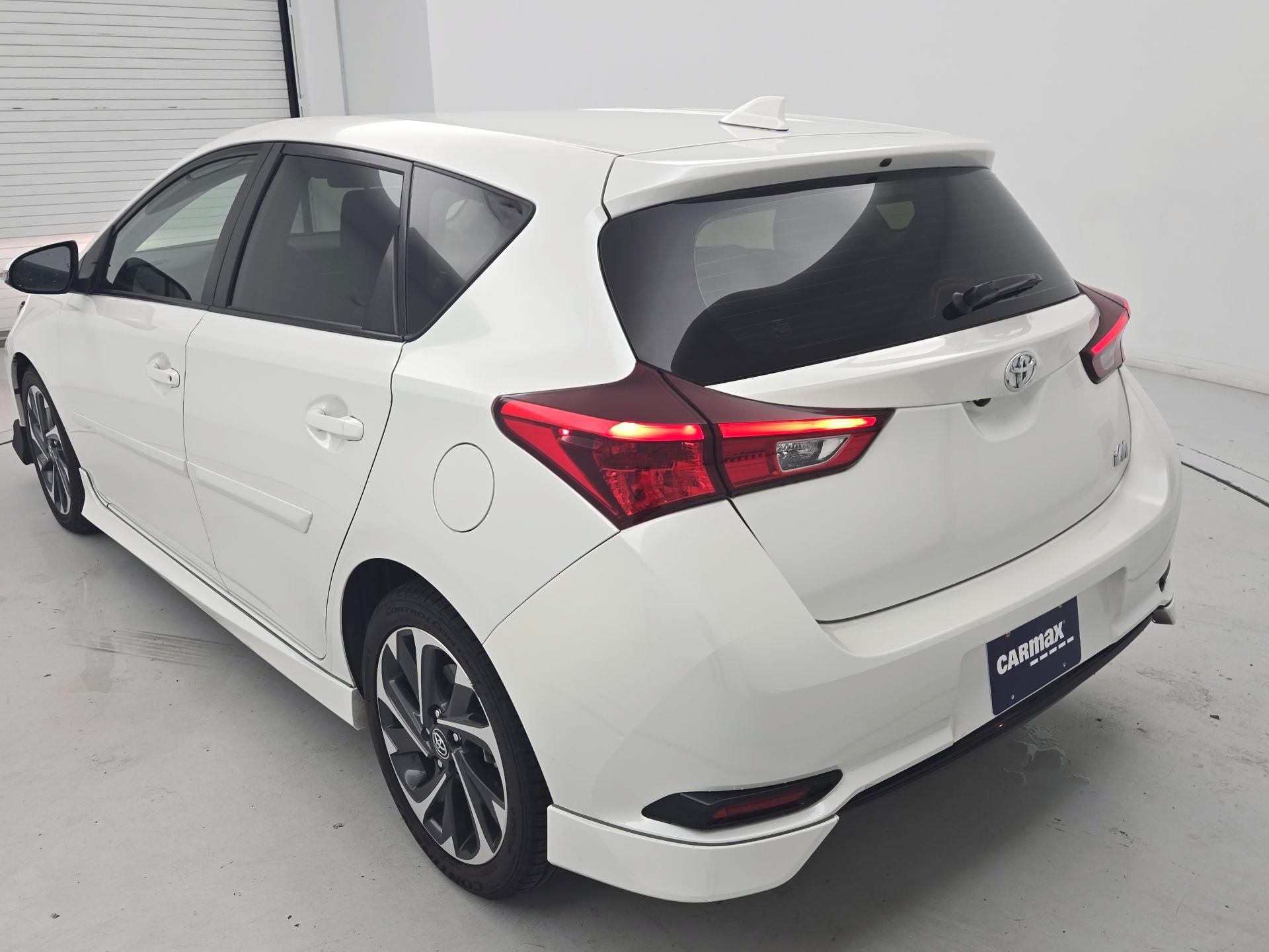 Thumbnail: 2017 Toyota Corolla iM - 7