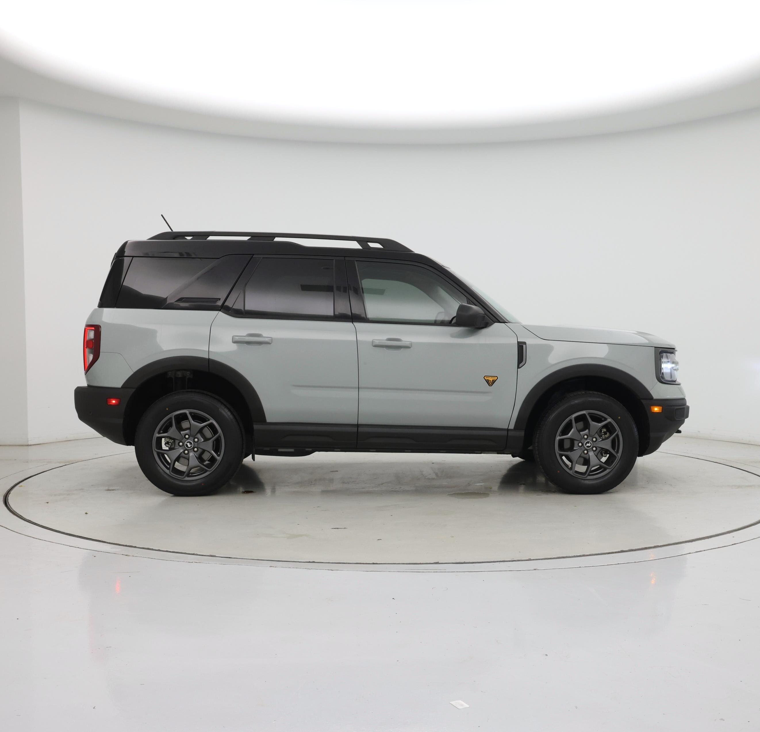 Thumbnail: 2021 Ford Bronco Sport - 7