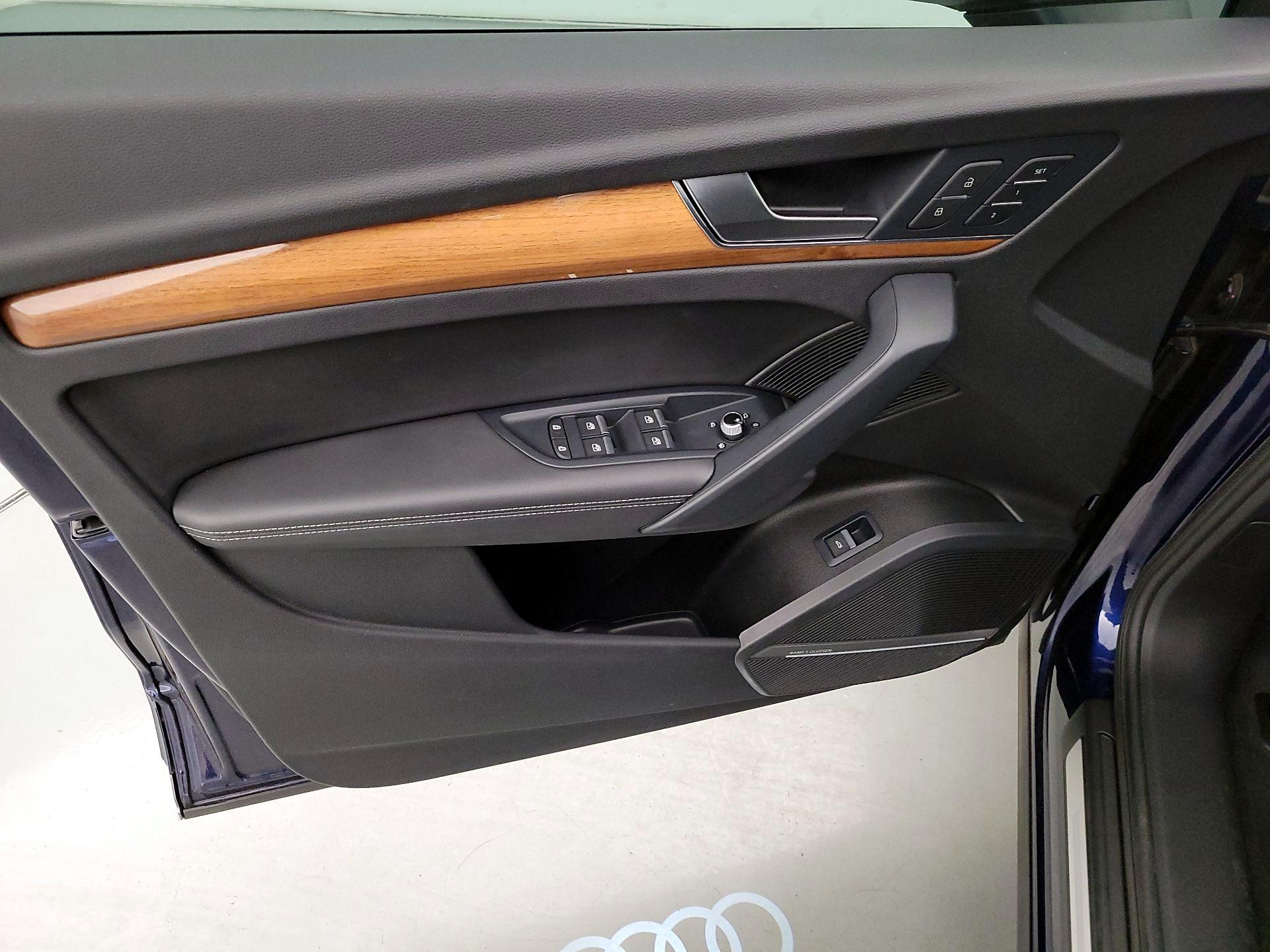 Thumbnail: 2021 Audi Q5 - 12