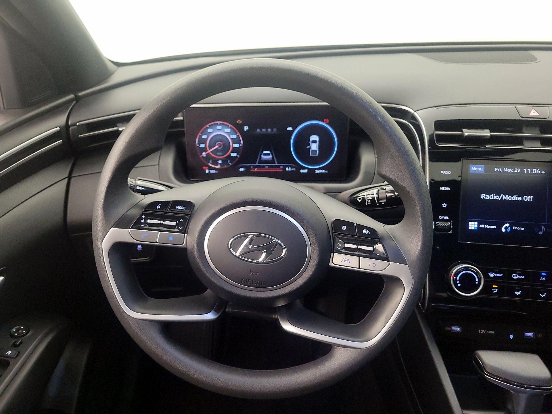 Thumbnail: 2023 Hyundai Santa Cruz - 10