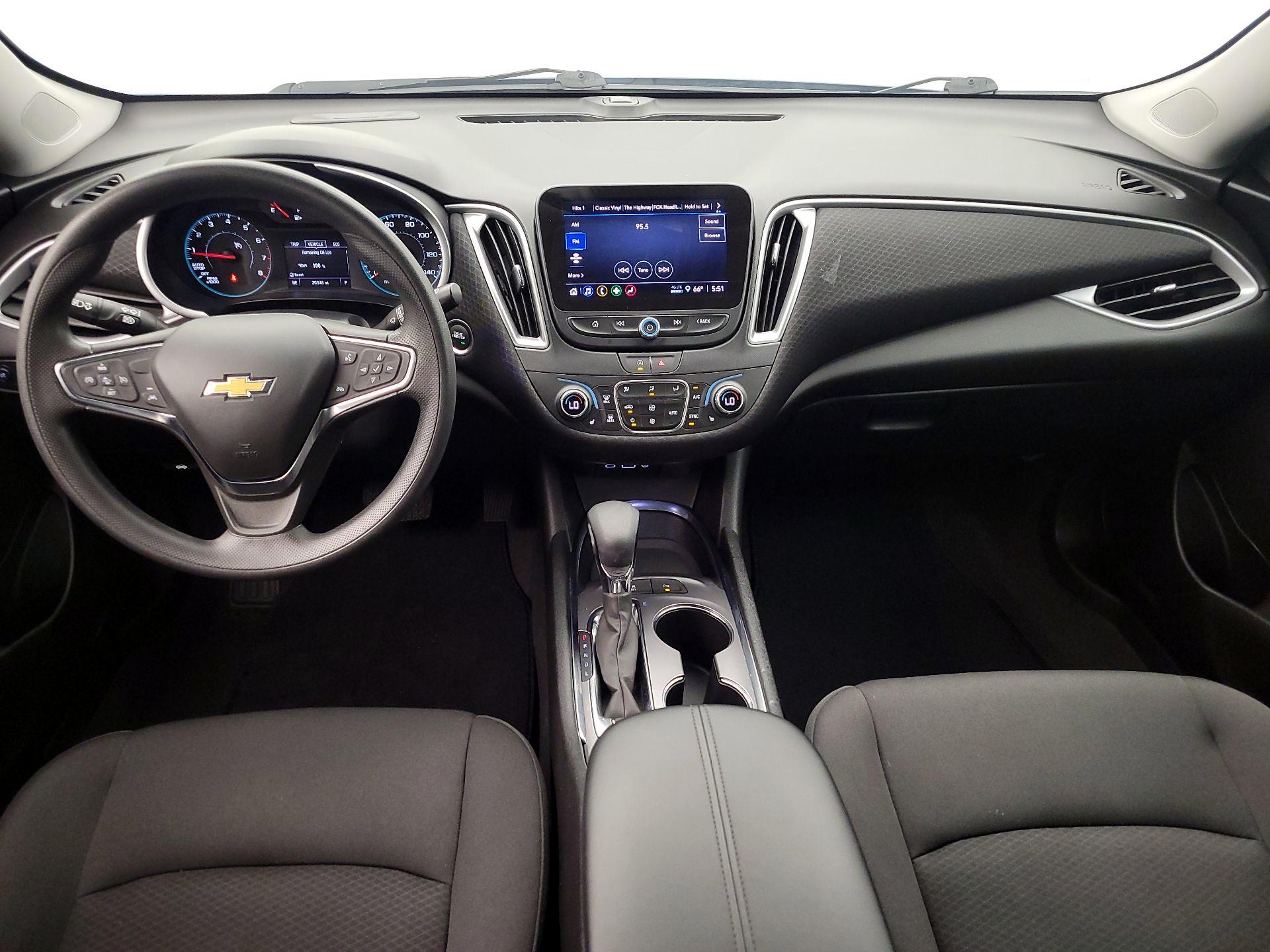 Thumbnail: 2024 Chevrolet Malibu - 9