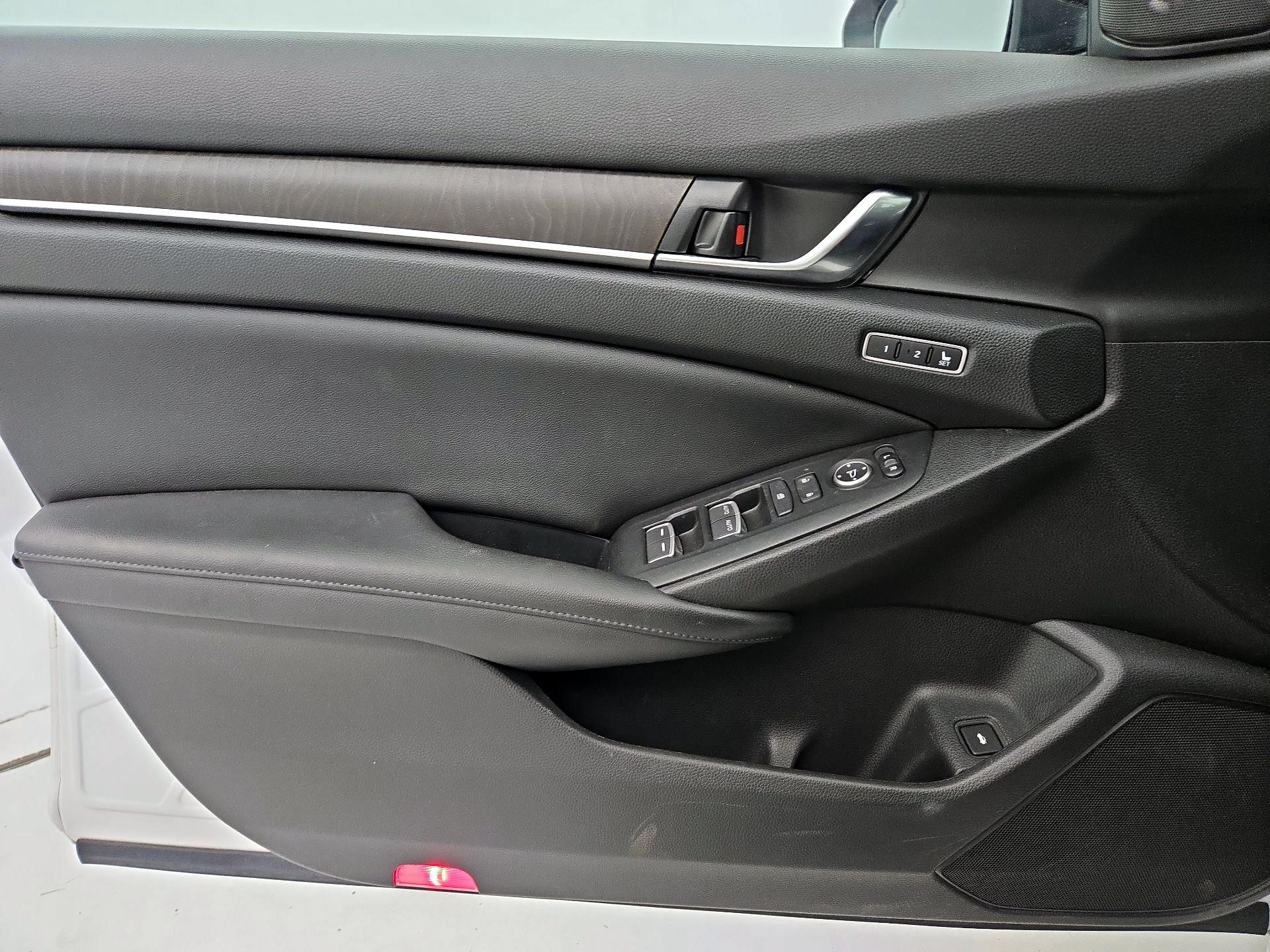 Thumbnail: 2021 Honda Accord - 10