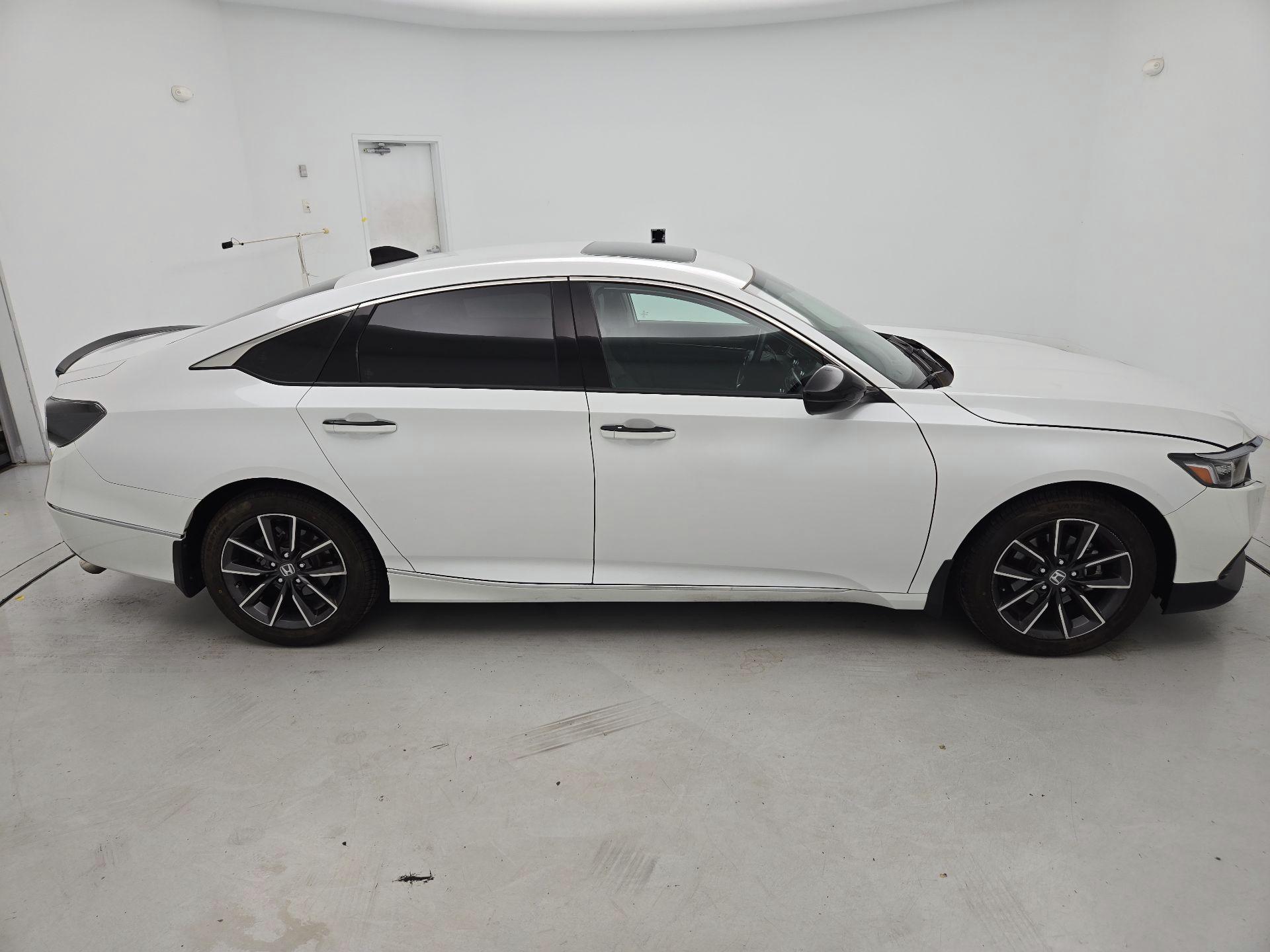 Thumbnail: 2021 Honda Accord - 4