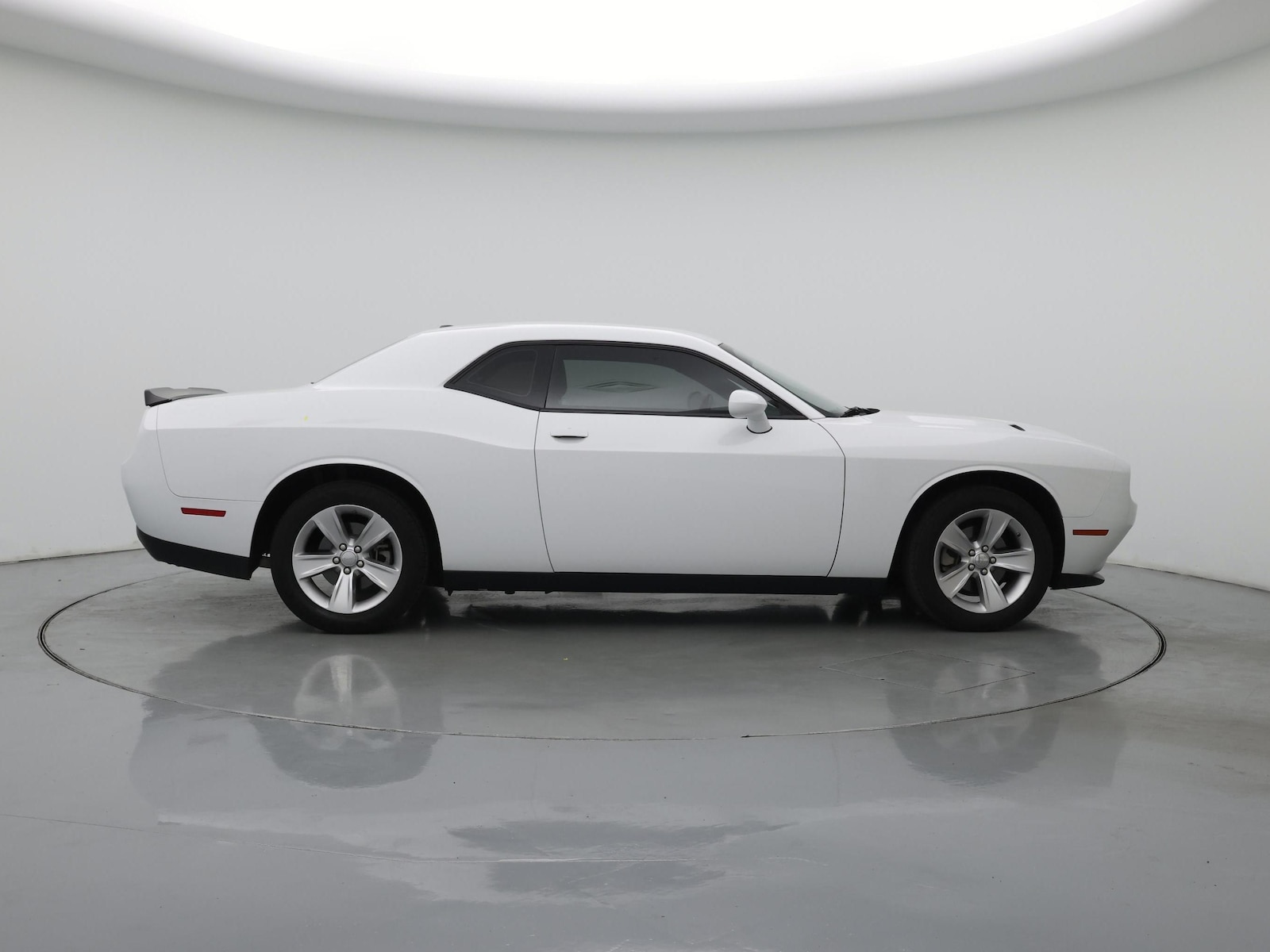 2023 Dodge Challenger SXT - Photo 8