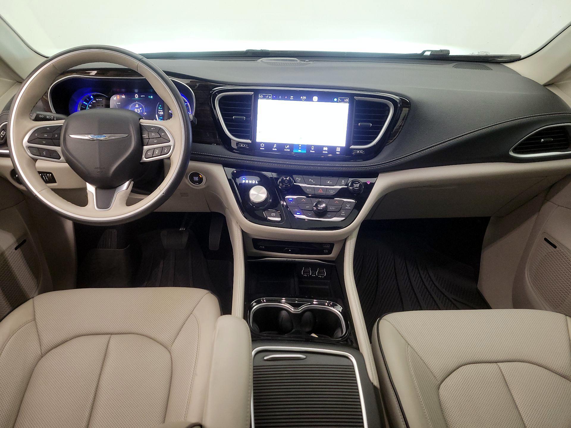Thumbnail: 2021 Chrysler Pacifica - 9