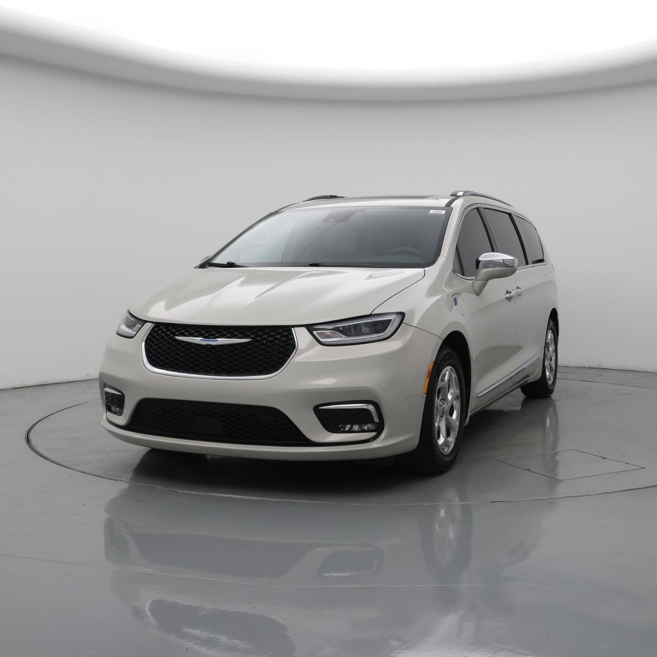 Thumbnail: 2021 Chrysler Pacifica - 4