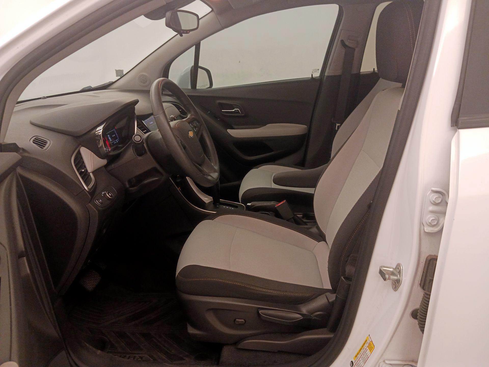 Thumbnail: 2020 Chevrolet Trax - 11