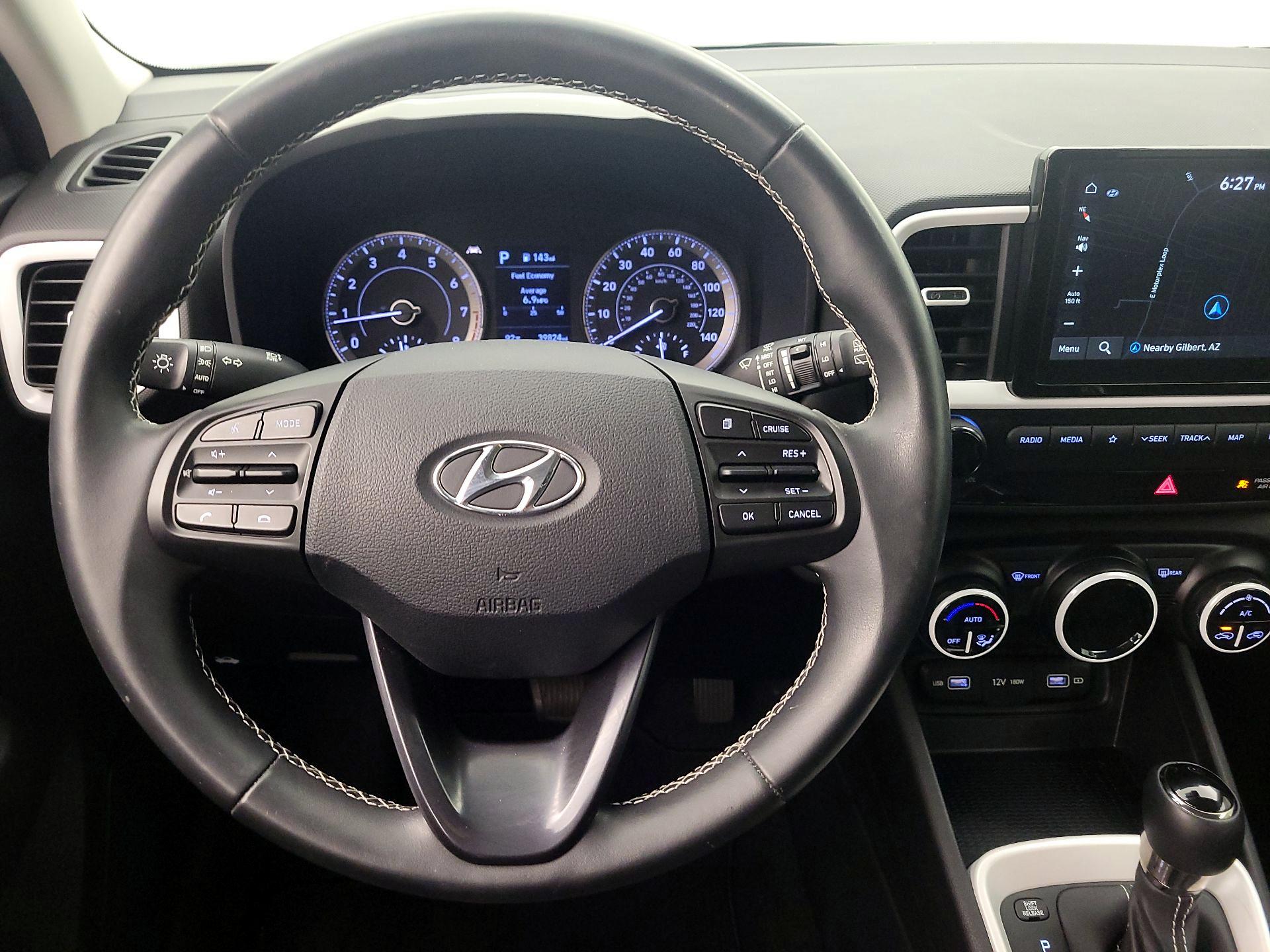 Thumbnail: 2022 Hyundai Venue - 10