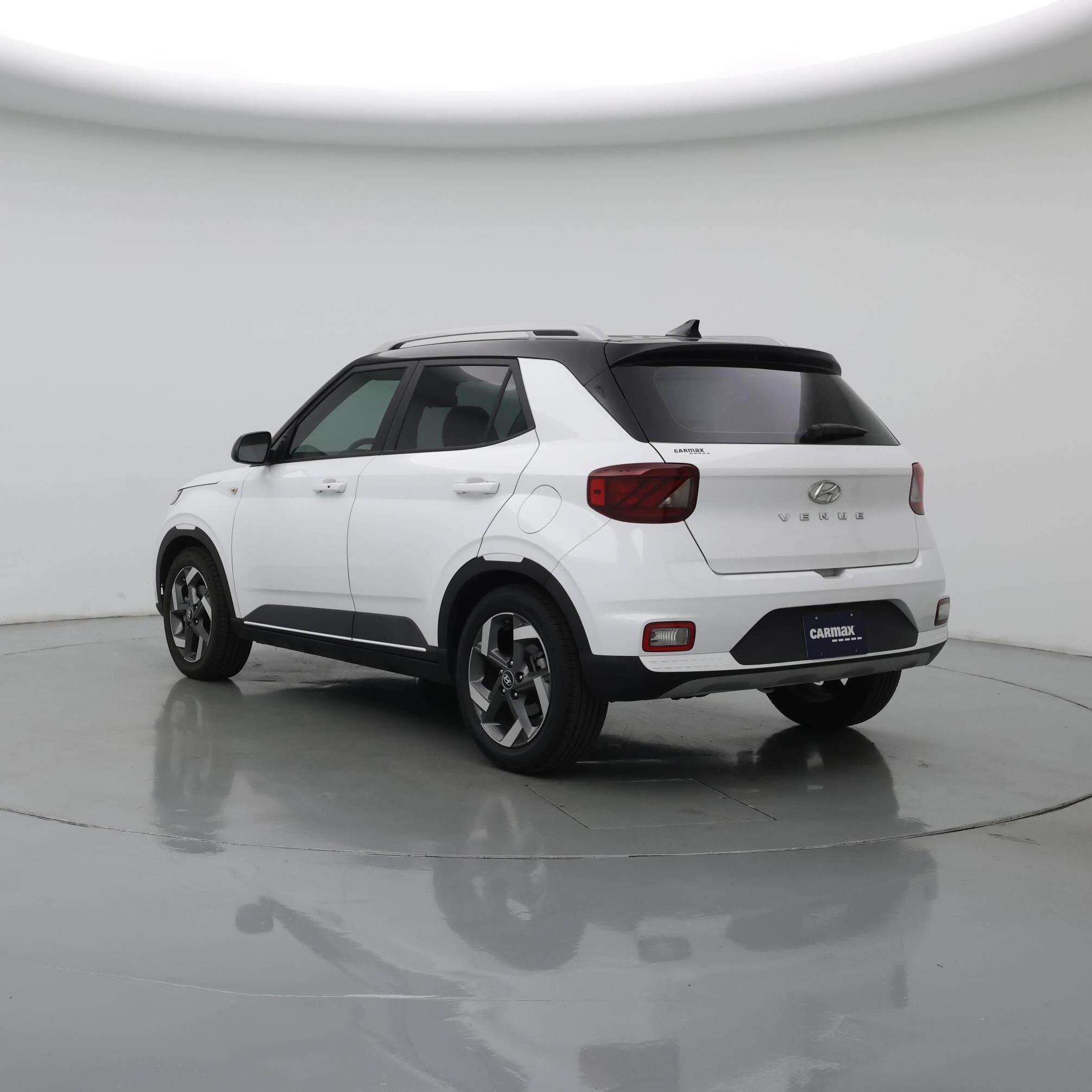 Thumbnail: 2022 Hyundai Venue - 2