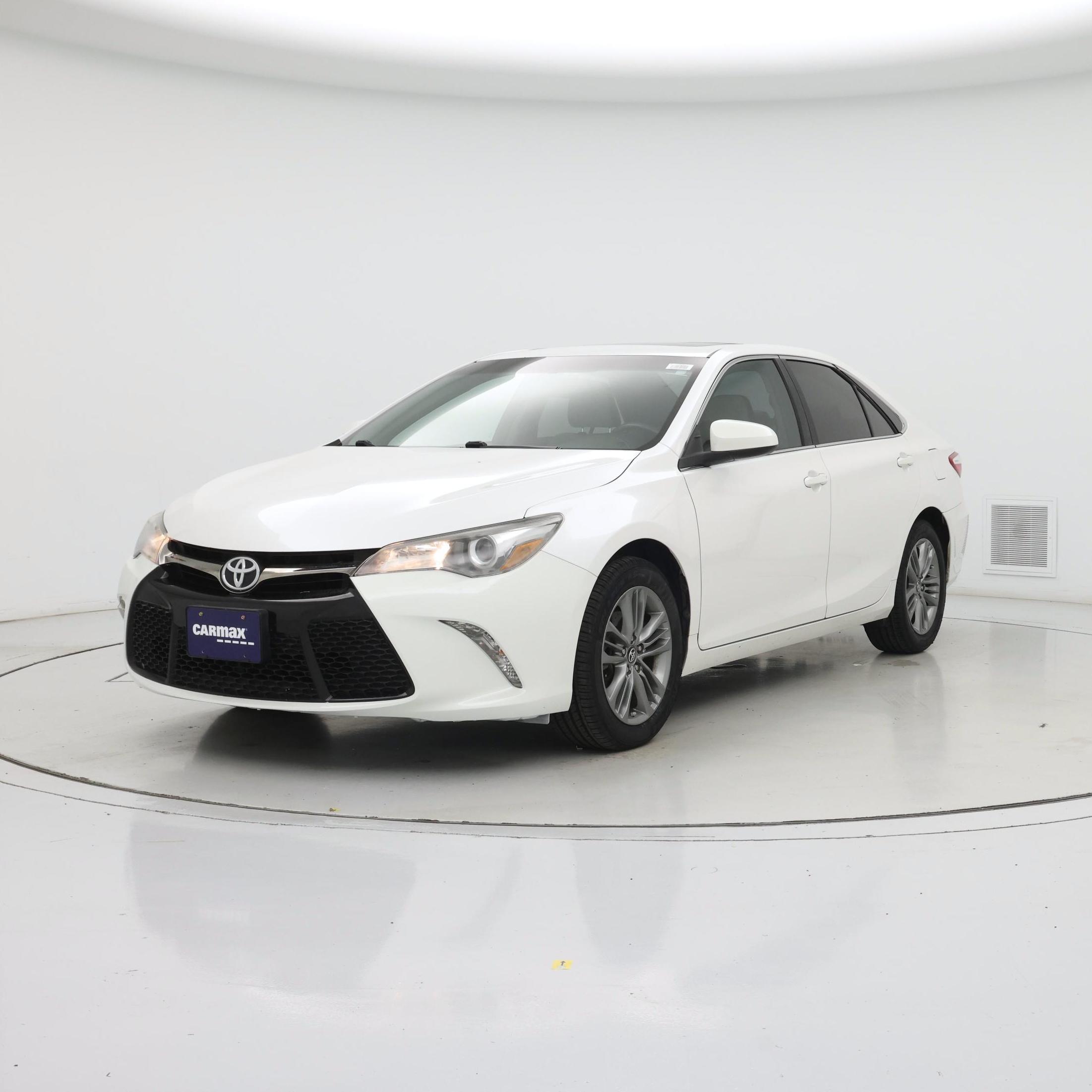 Thumbnail: 2017 Toyota Camry - 4