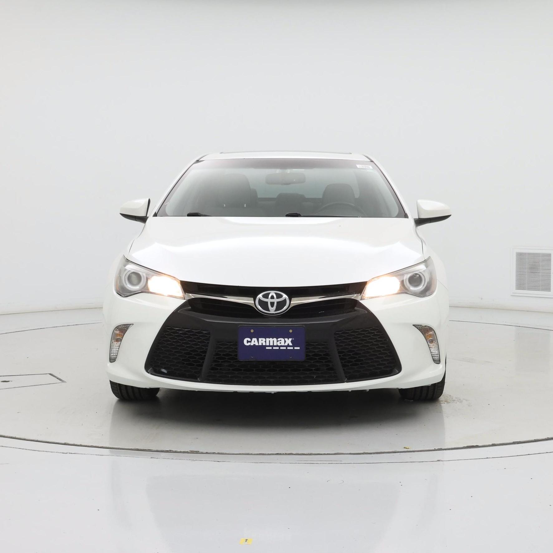 Thumbnail: 2017 Toyota Camry - 5