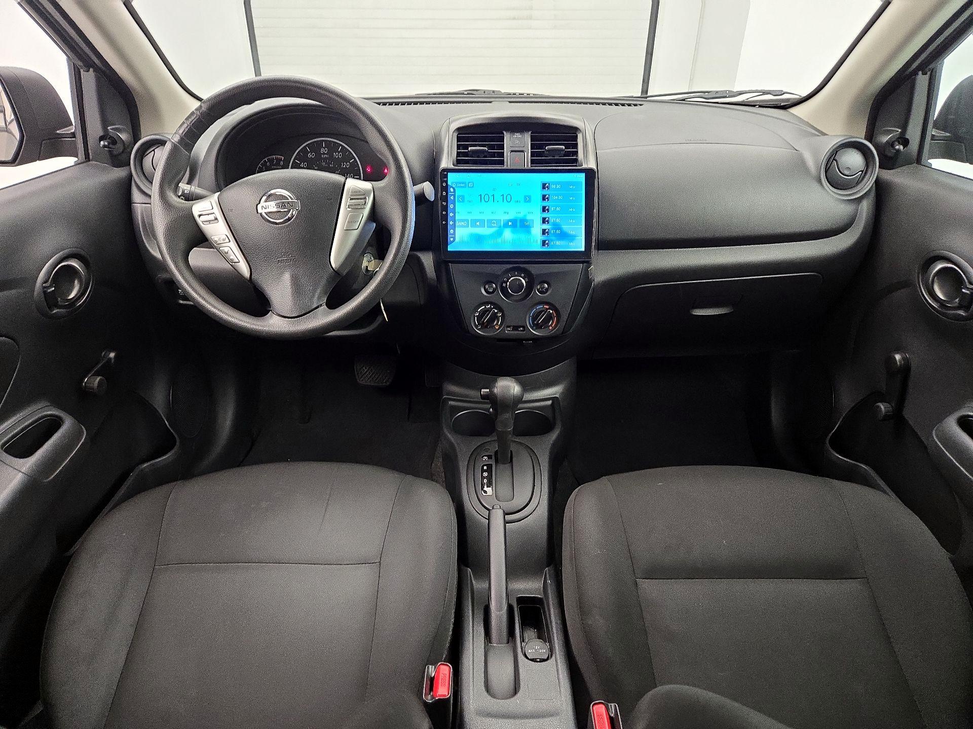 Thumbnail: 2015 Nissan Versa - 9