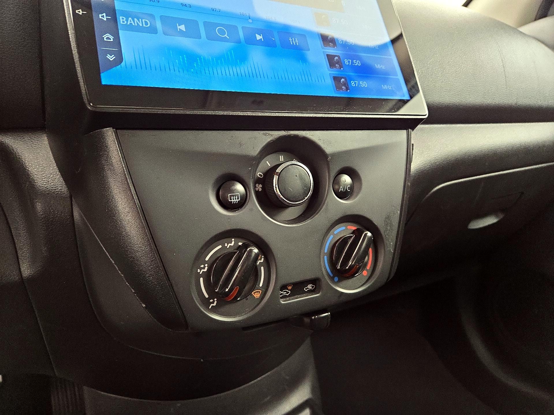 Thumbnail: 2015 Nissan Versa - 16