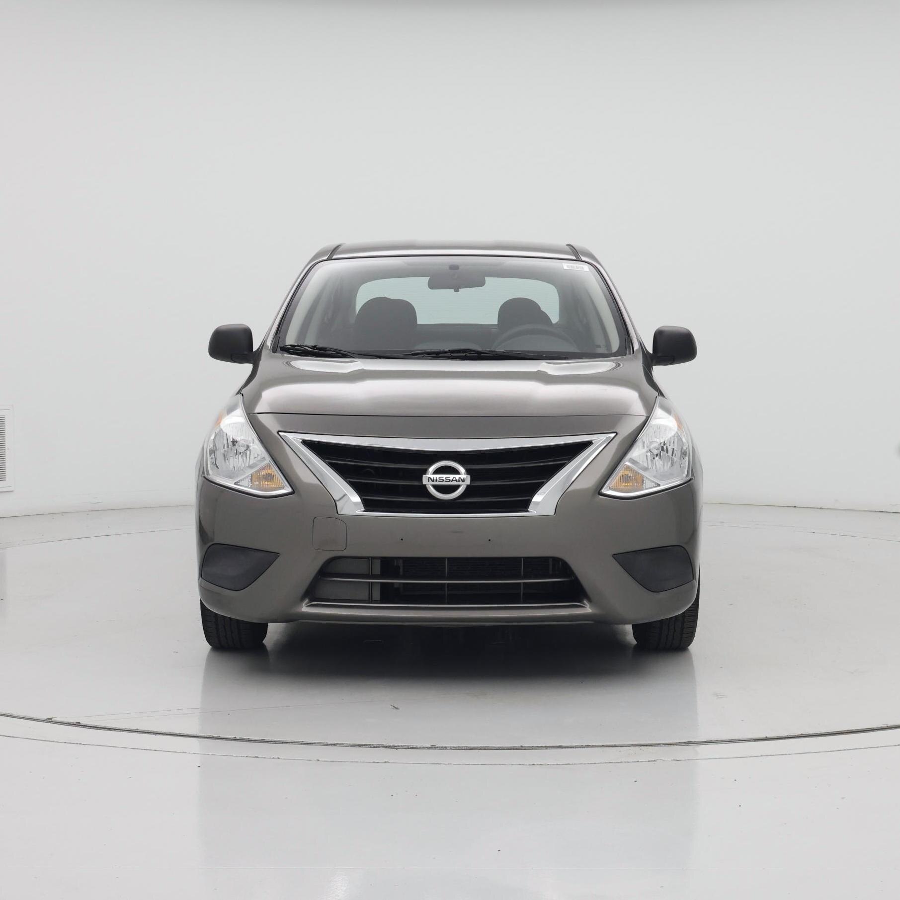 Thumbnail: 2015 Nissan Versa - 5