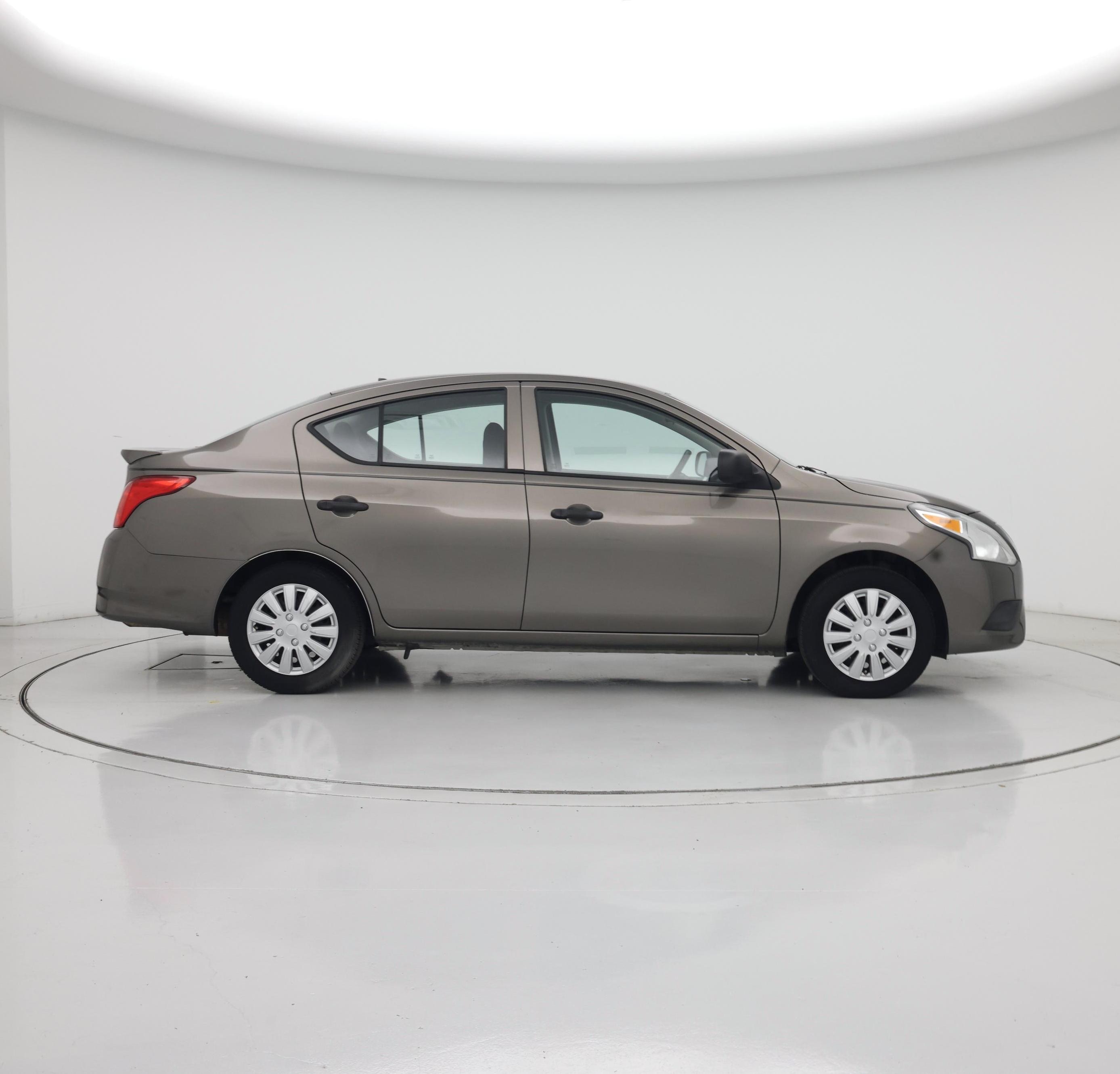 Thumbnail: 2015 Nissan Versa - 7