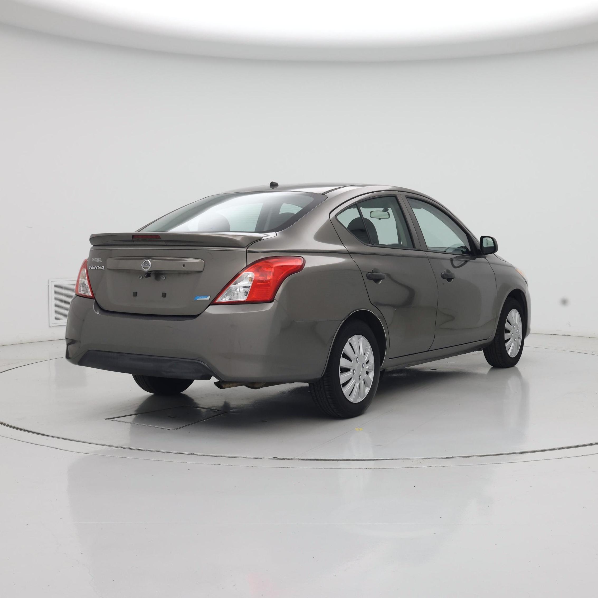 Thumbnail: 2015 Nissan Versa - 8