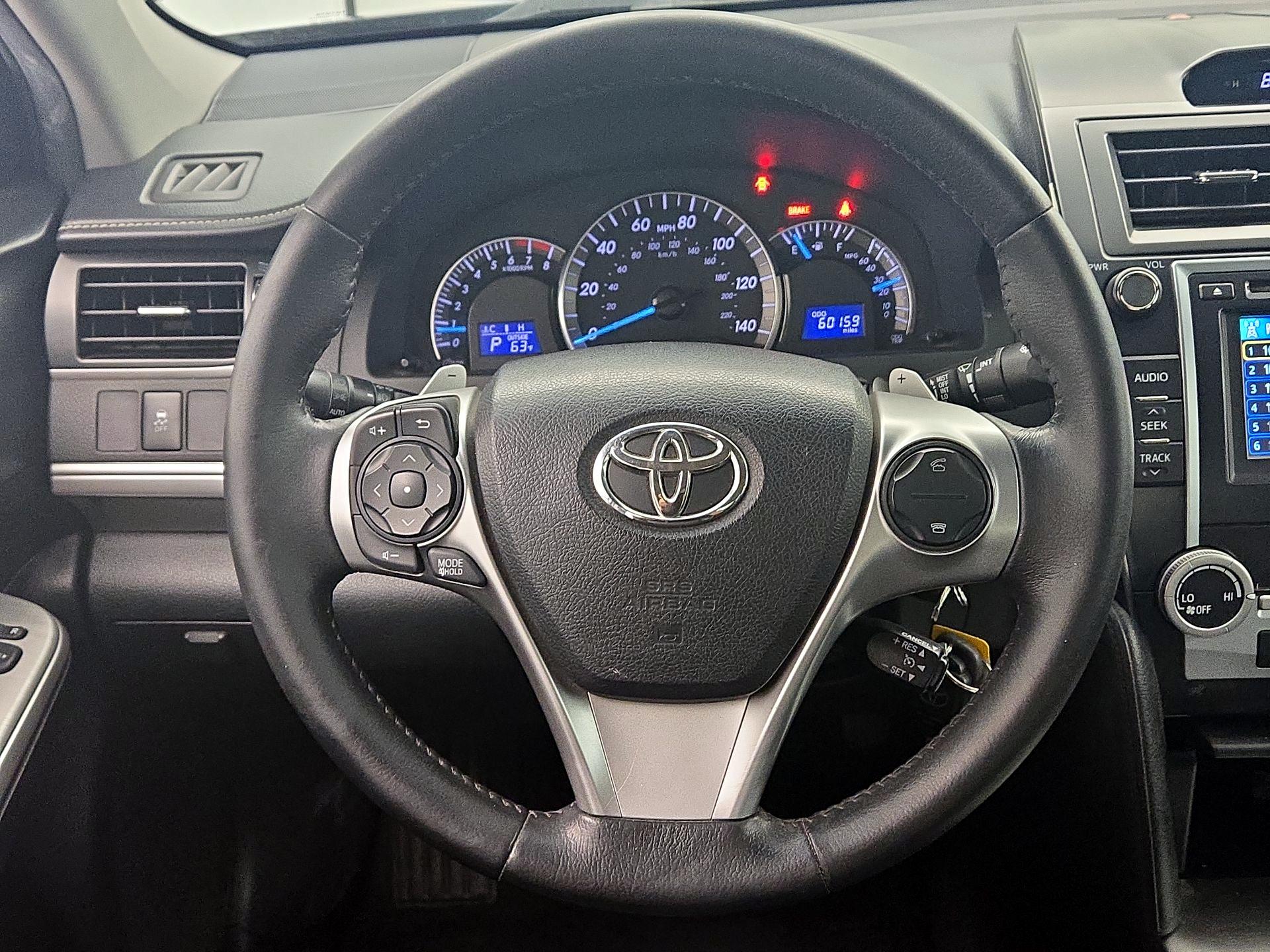 Thumbnail: 2014 Toyota Camry - 10