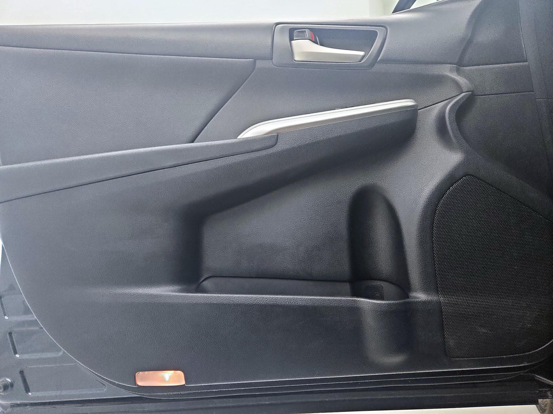Thumbnail: 2014 Toyota Camry - 12