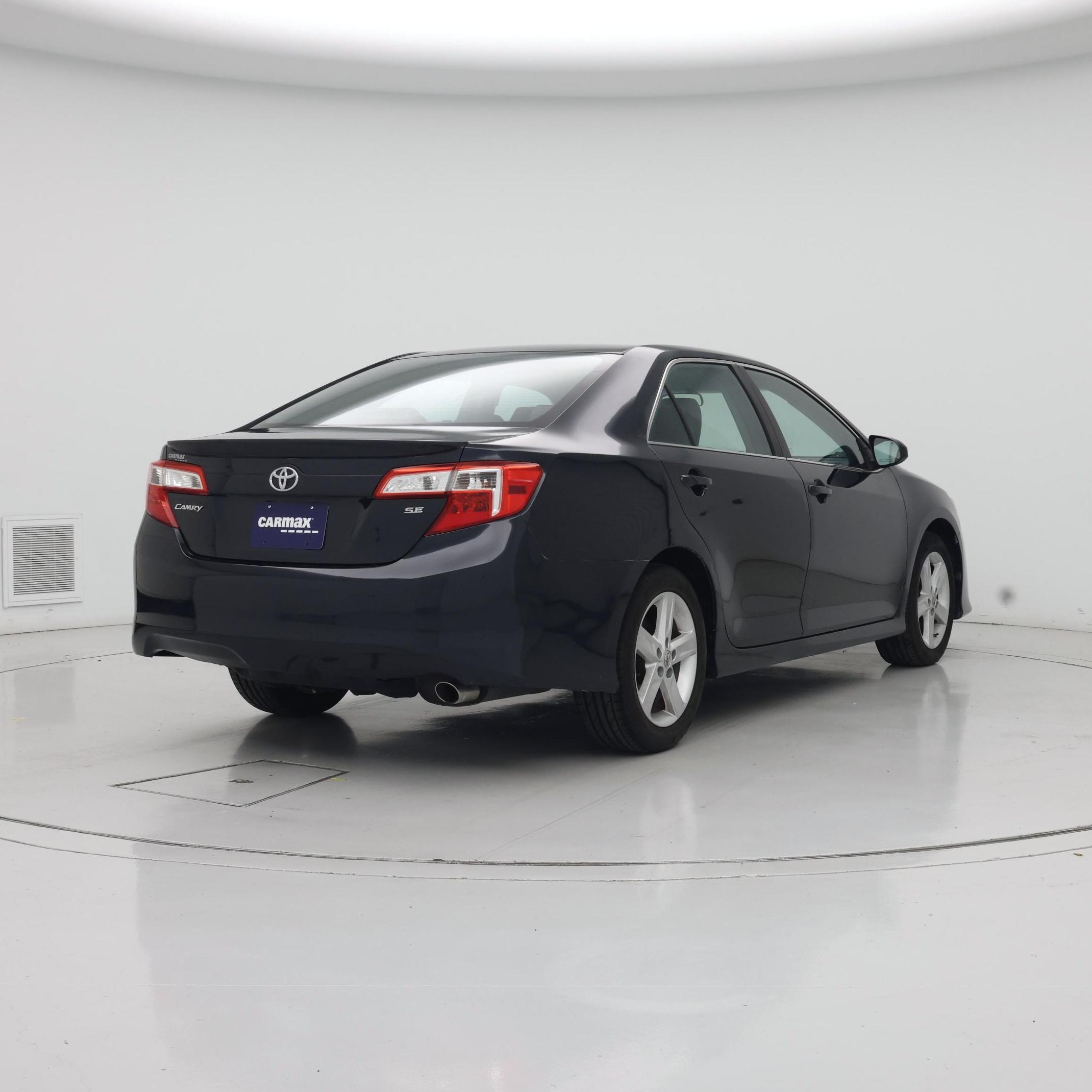 Thumbnail: 2014 Toyota Camry - 8