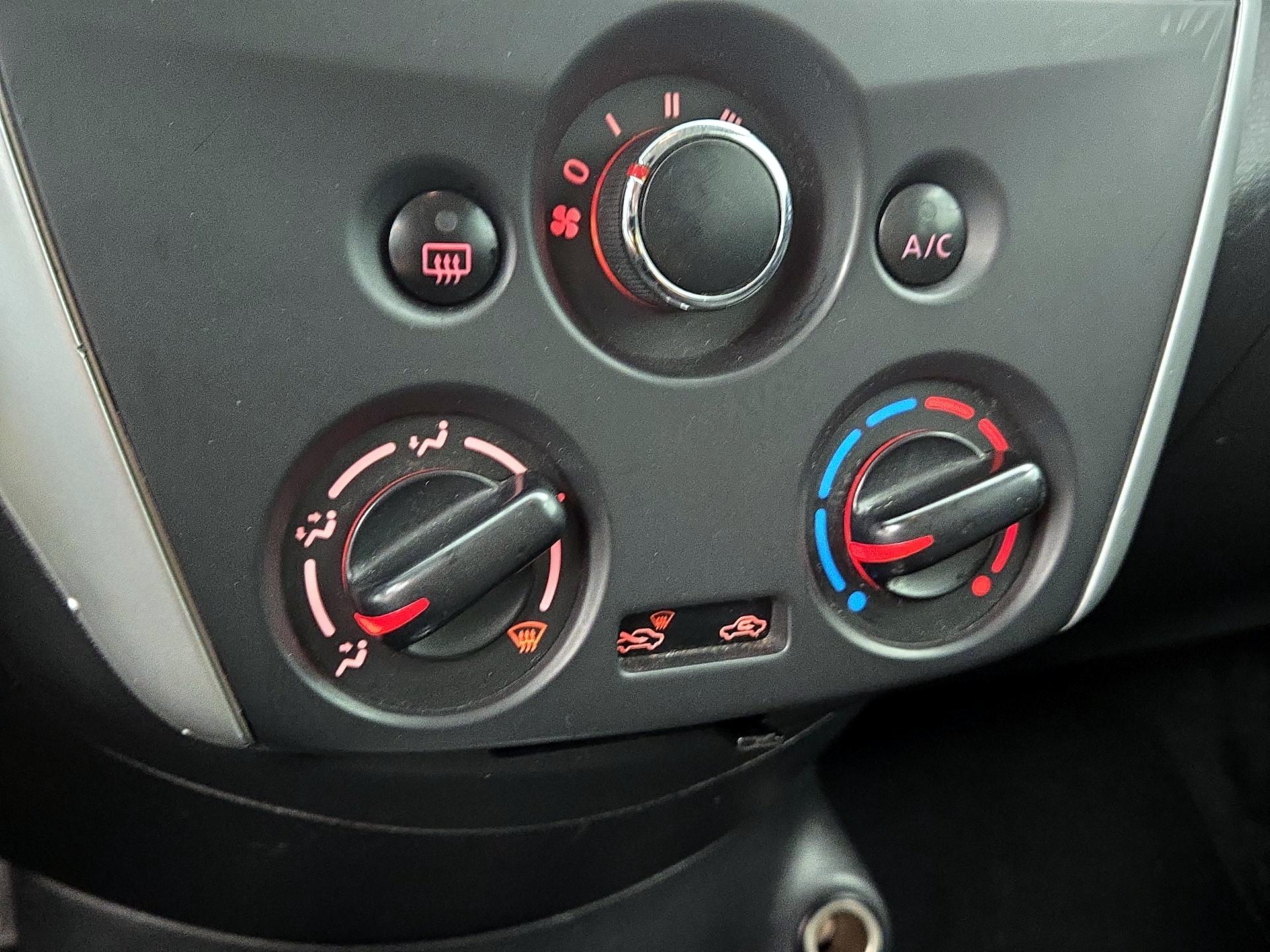 Thumbnail: 2018 Nissan Versa - 16
