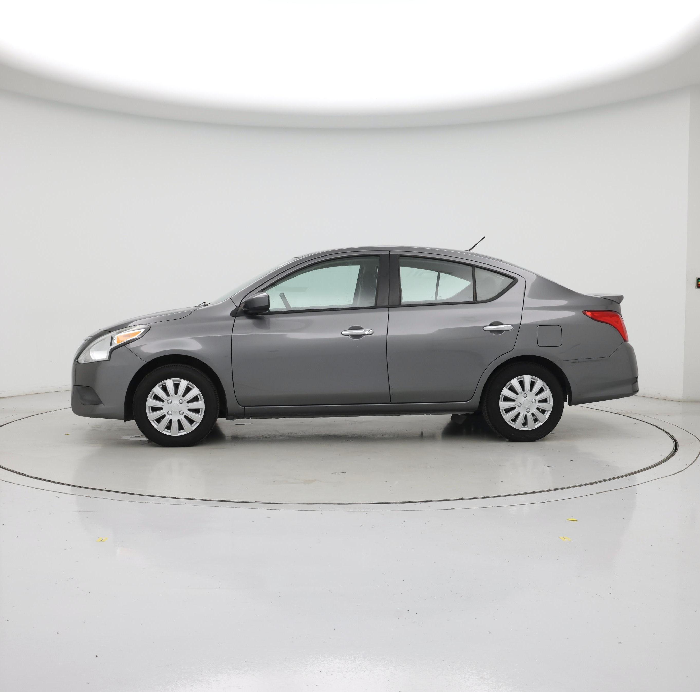 Thumbnail: 2018 Nissan Versa - 3