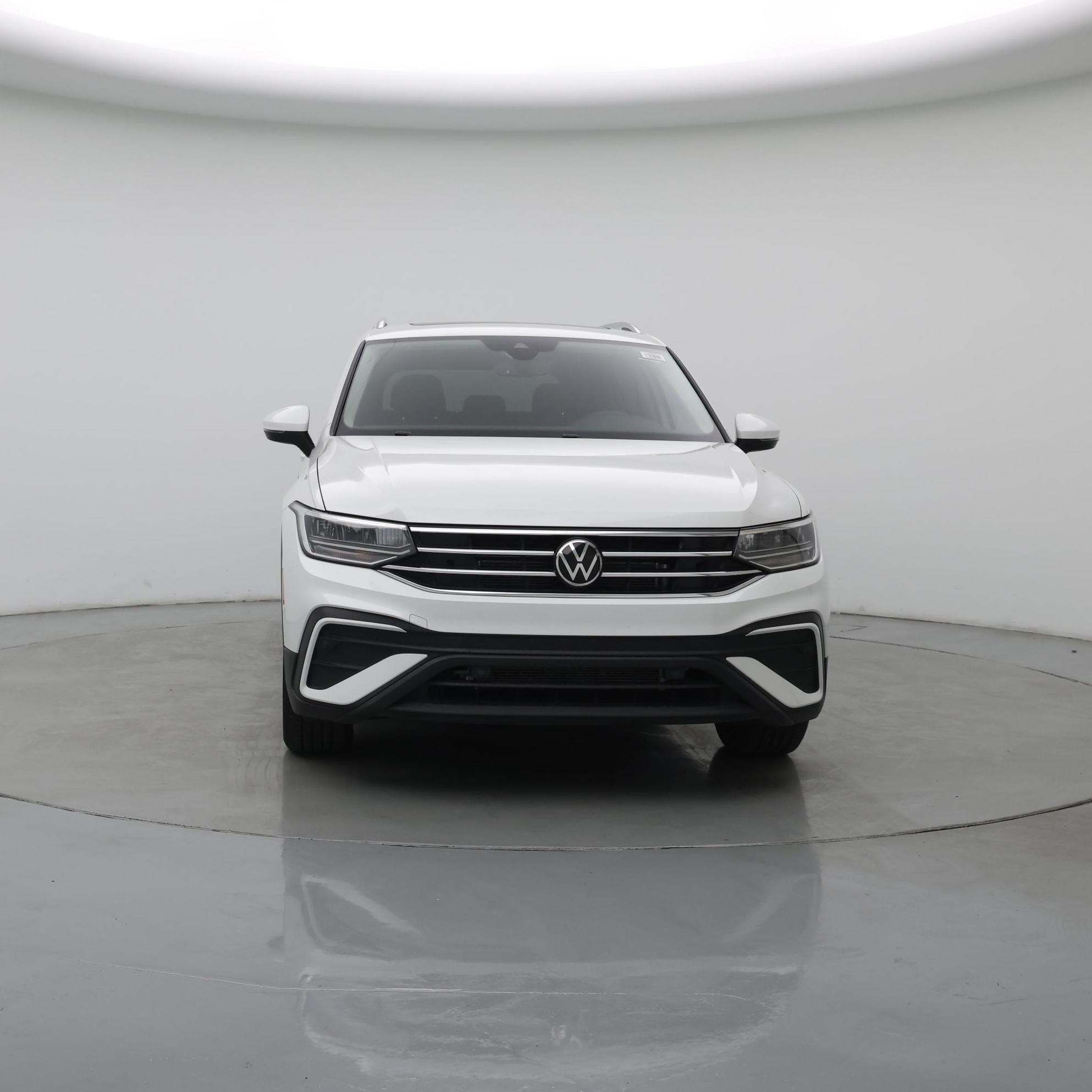 Thumbnail: 2023 Volkswagen Tiguan - 5