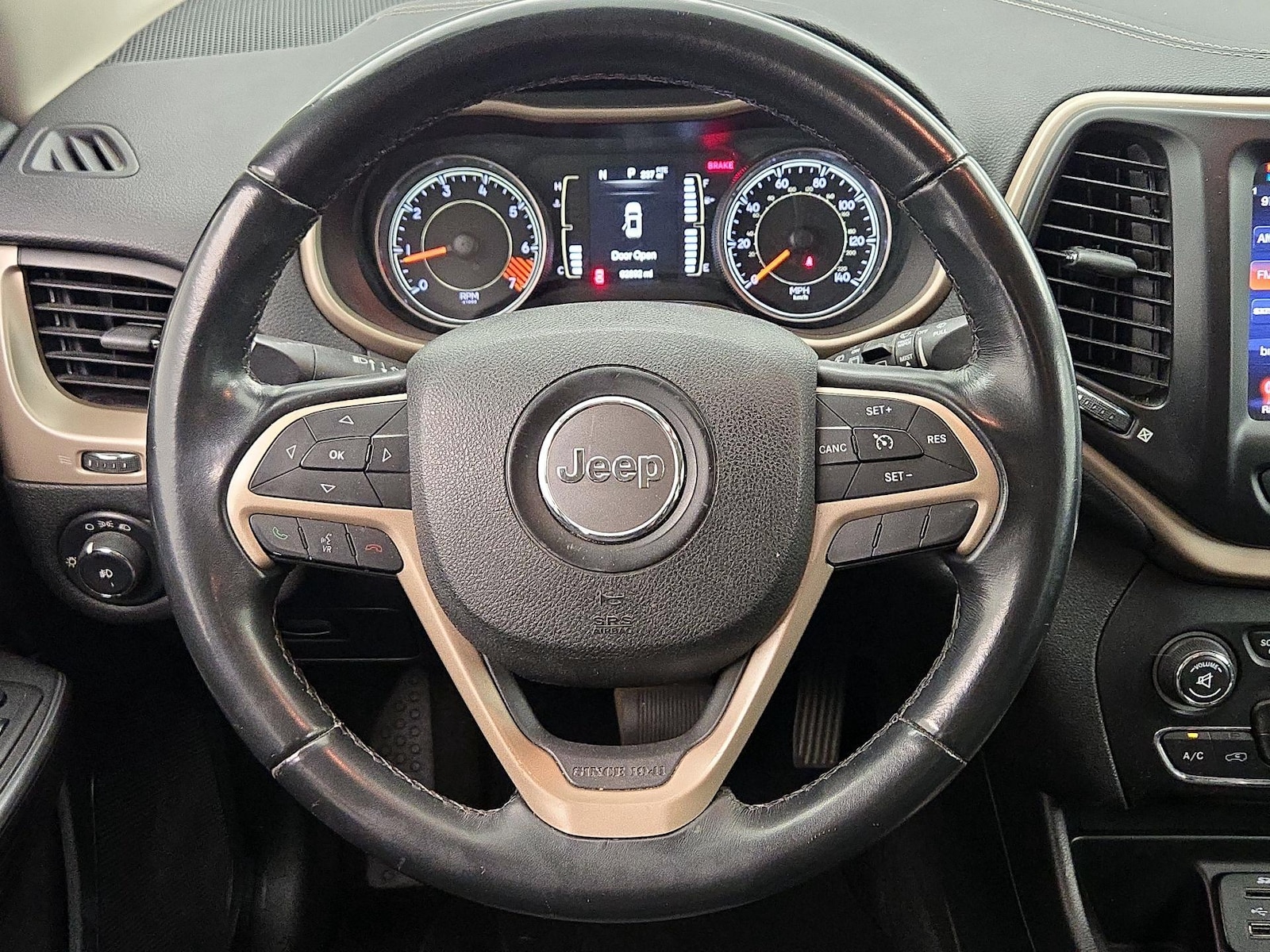 2014 Jeep Cherokee Latitude - Photo 11