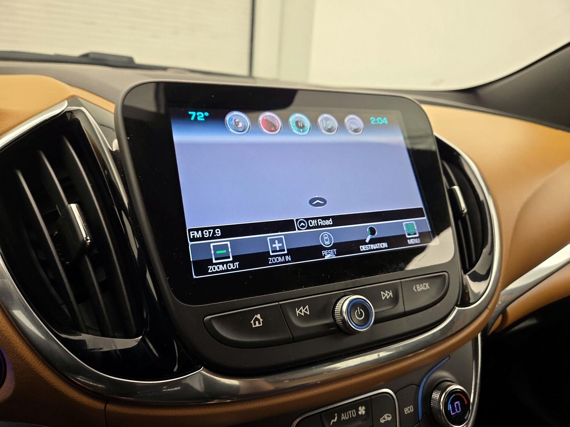 Thumbnail: 2016 Chevrolet Volt - 14
