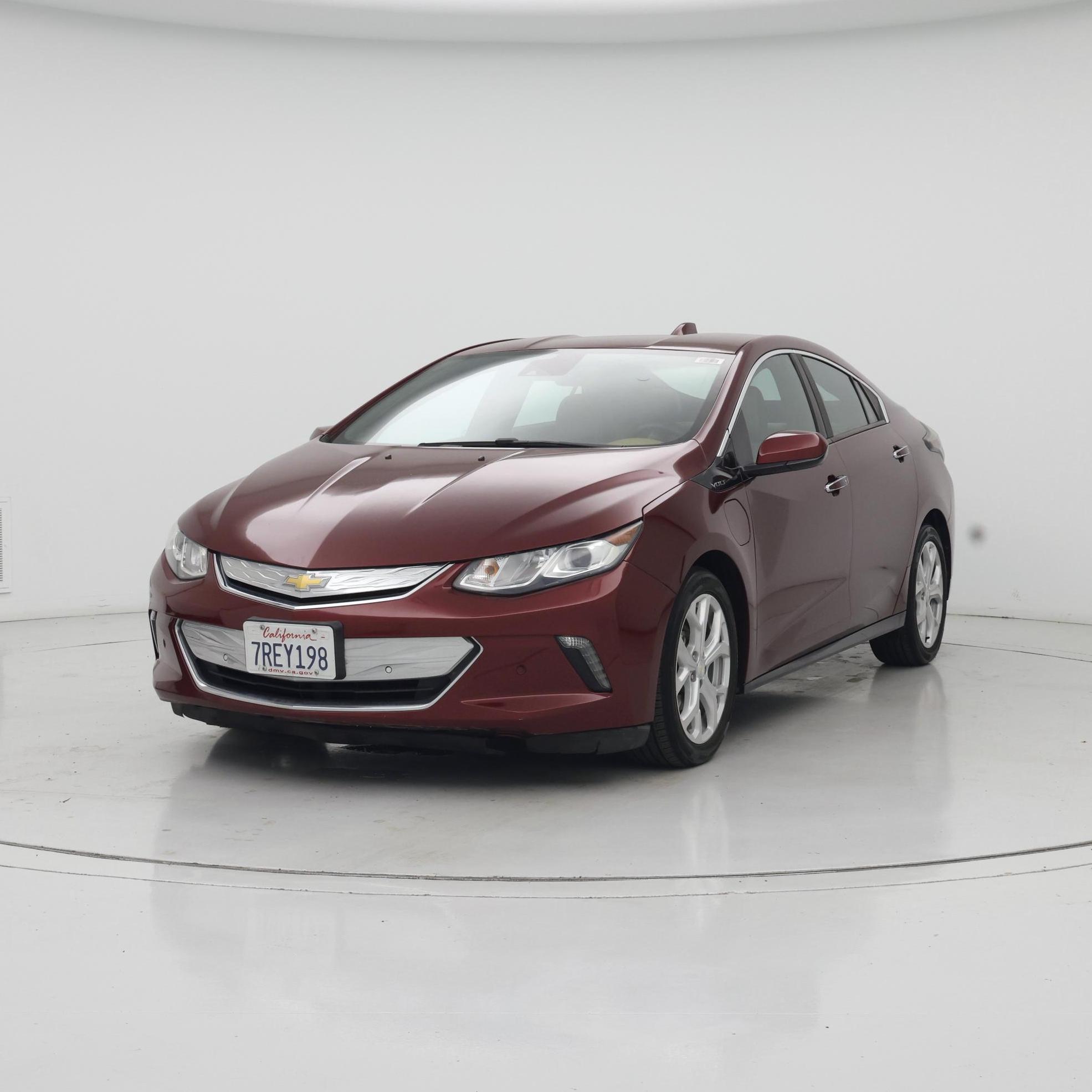 Thumbnail: 2016 Chevrolet Volt - 4