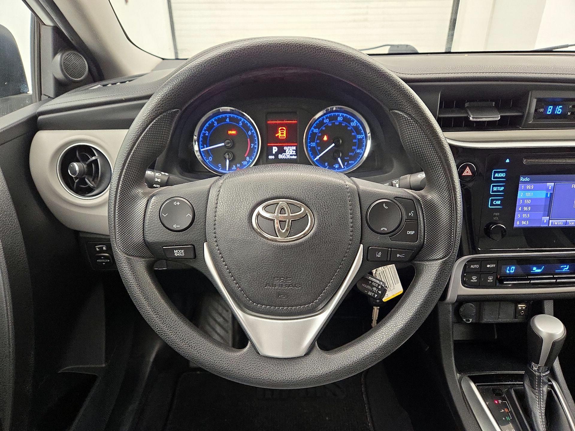 Thumbnail: 2018 Toyota Corolla - 10