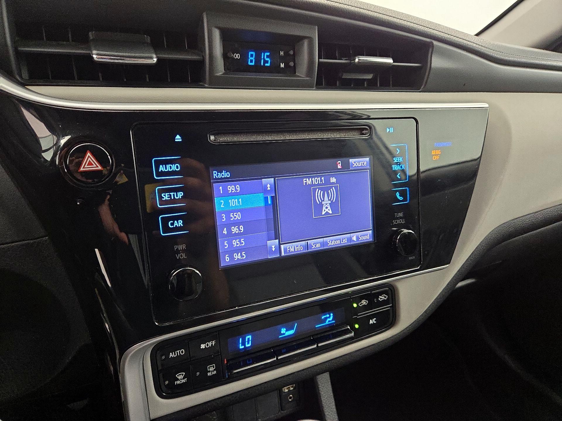 Thumbnail: 2018 Toyota Corolla - 15