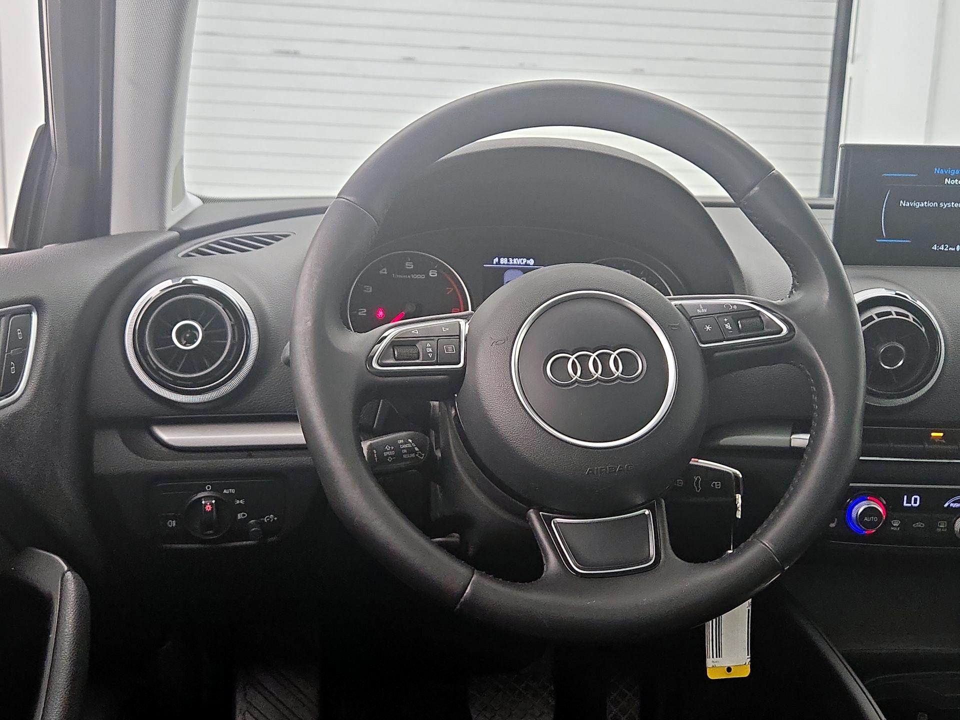 Thumbnail: 2016 Audi A3 - 10