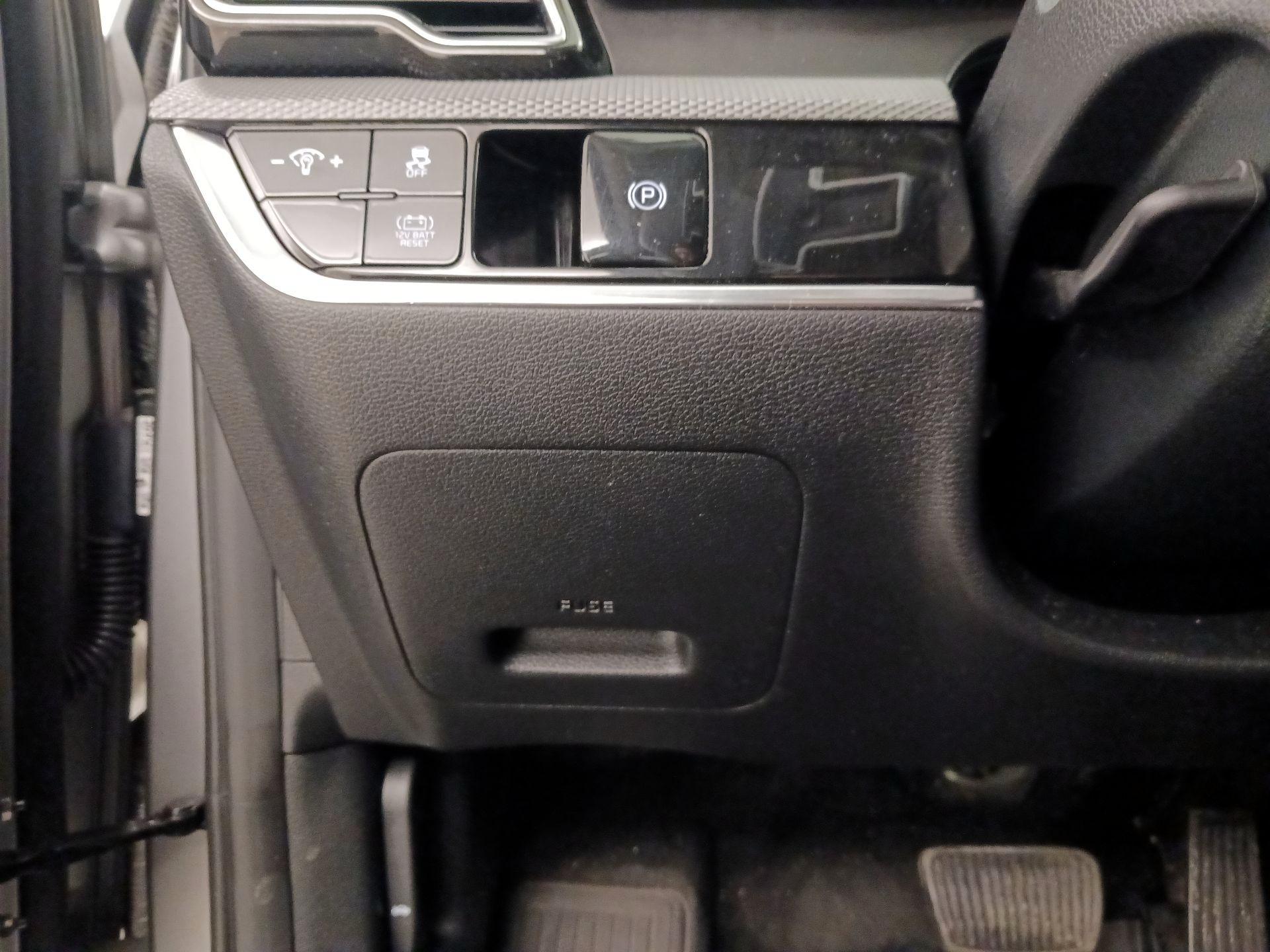 Thumbnail: 2024 Kia Sportage - 13