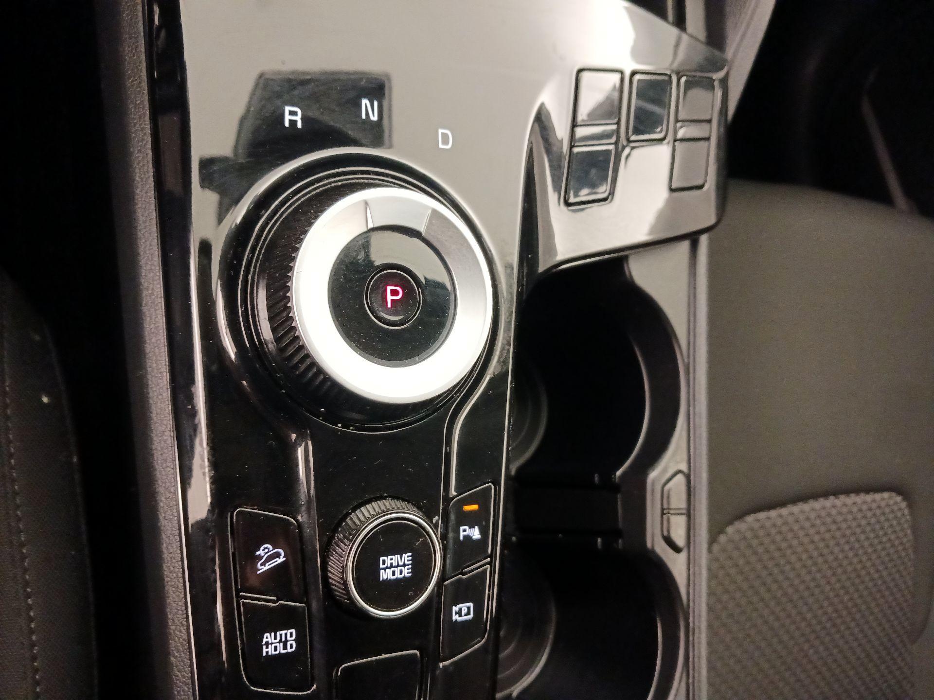 Thumbnail: 2024 Kia Sportage - 17