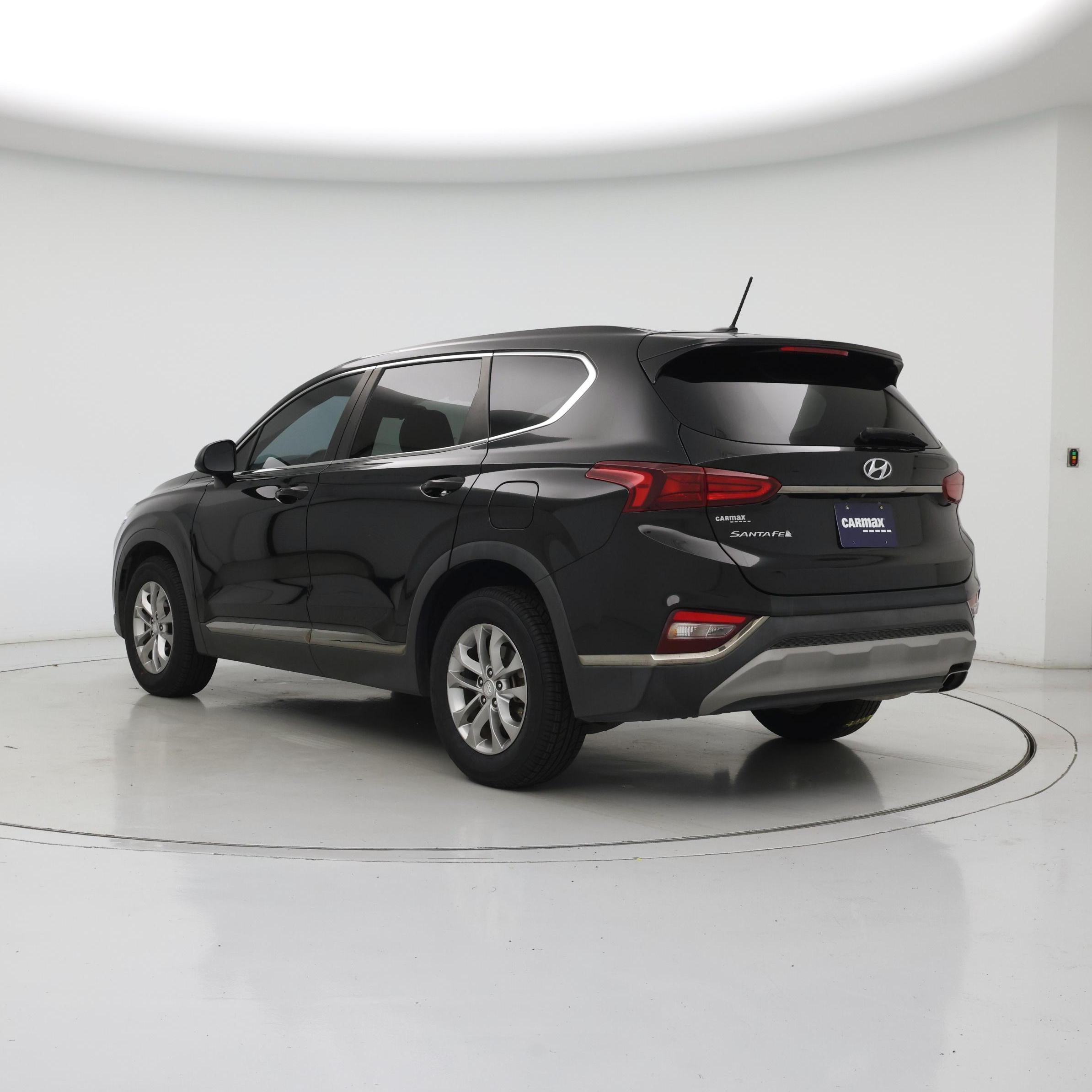Thumbnail: 2019 Hyundai Santa Fe - 2