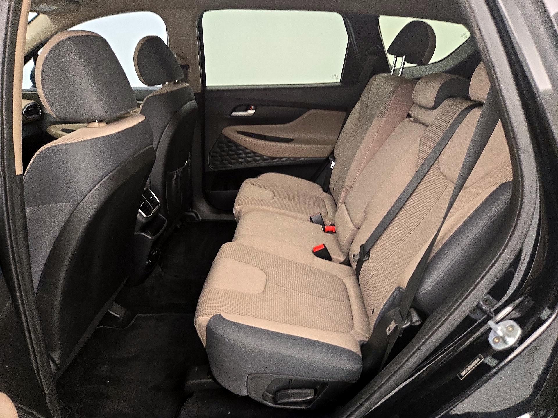Thumbnail: 2019 Hyundai Santa Fe - 19