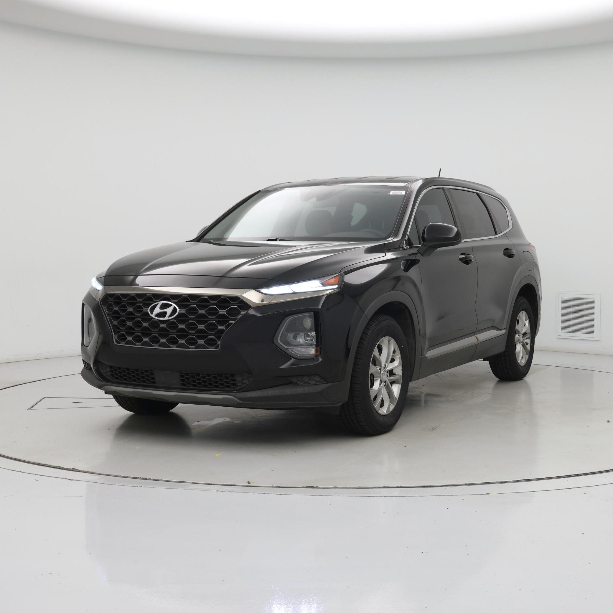 Thumbnail: 2019 Hyundai Santa Fe - 4