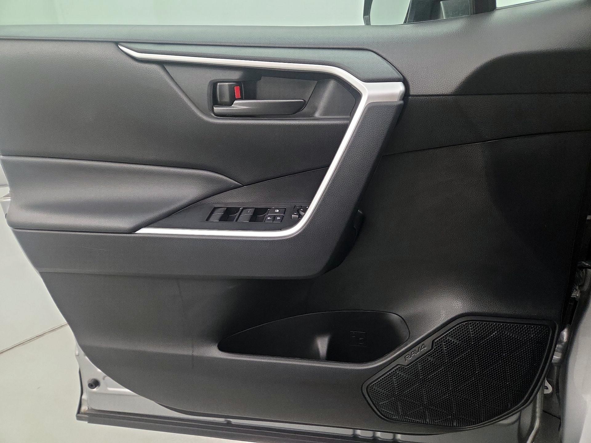 Thumbnail: 2024 Toyota RAV4 - 12