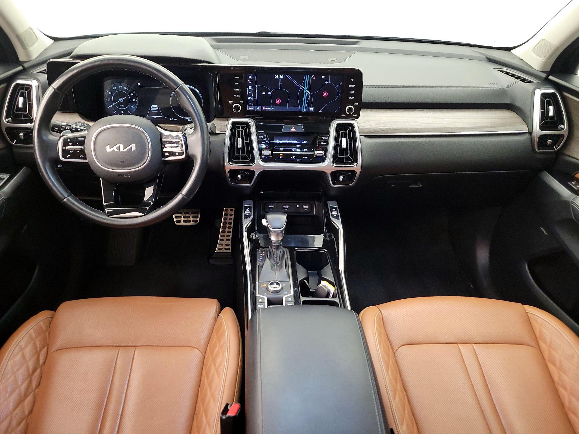 Thumbnail: 2022 Kia Sorento - 9