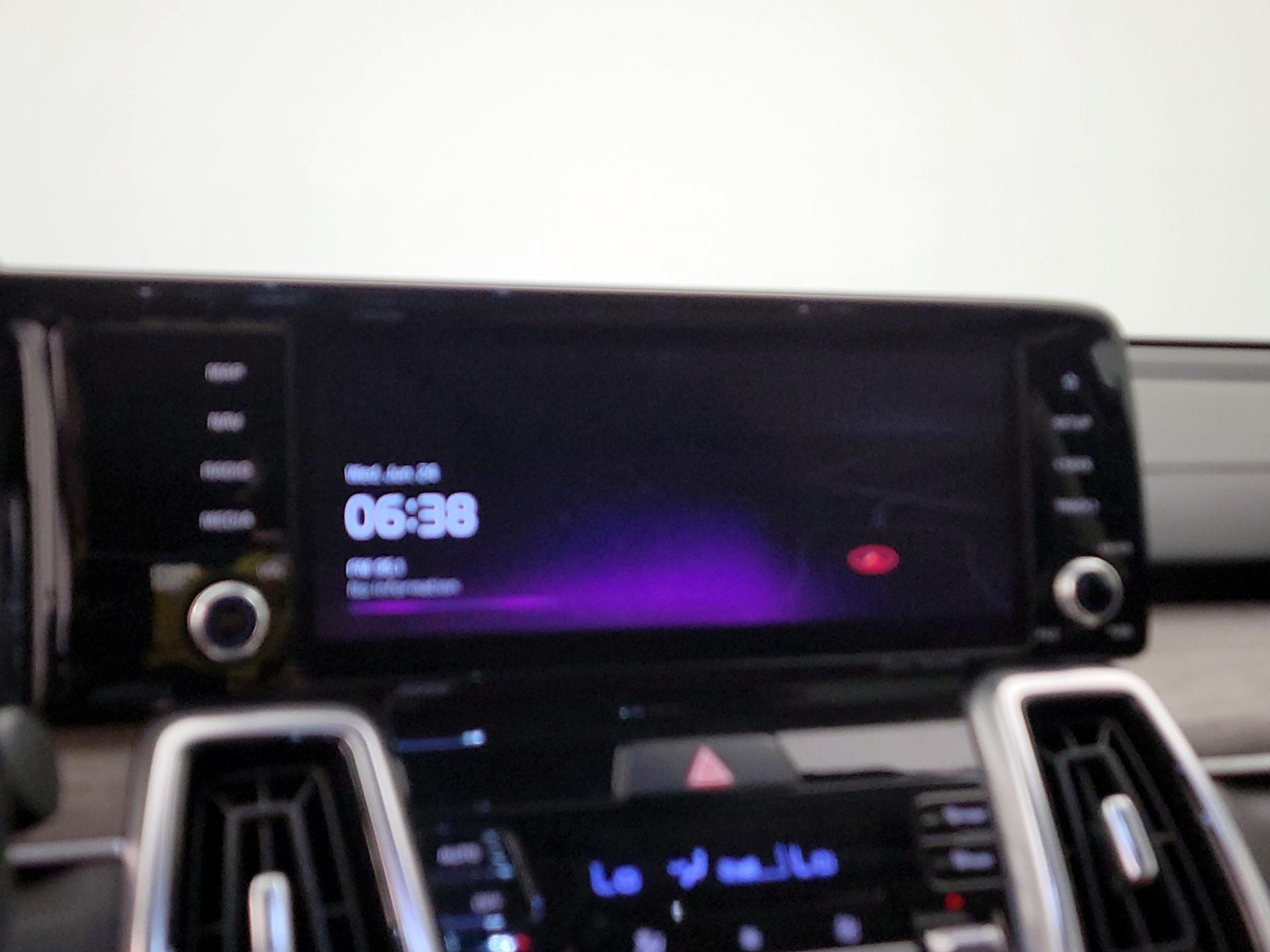 Thumbnail: 2022 Kia Sorento - 16