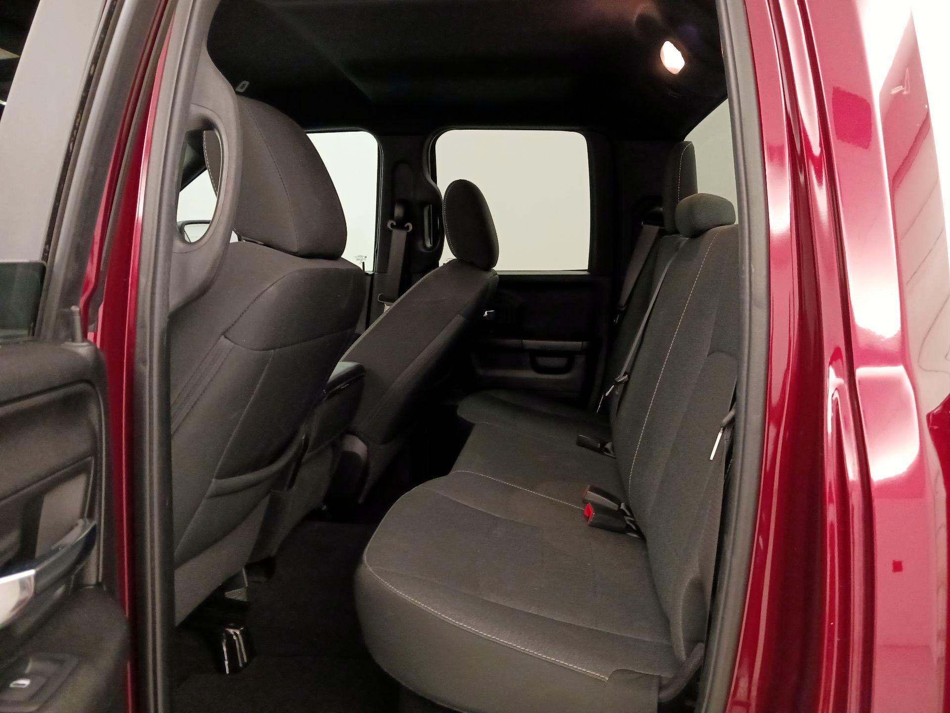 Thumbnail: 2021 RAM 1500 Classic - 19