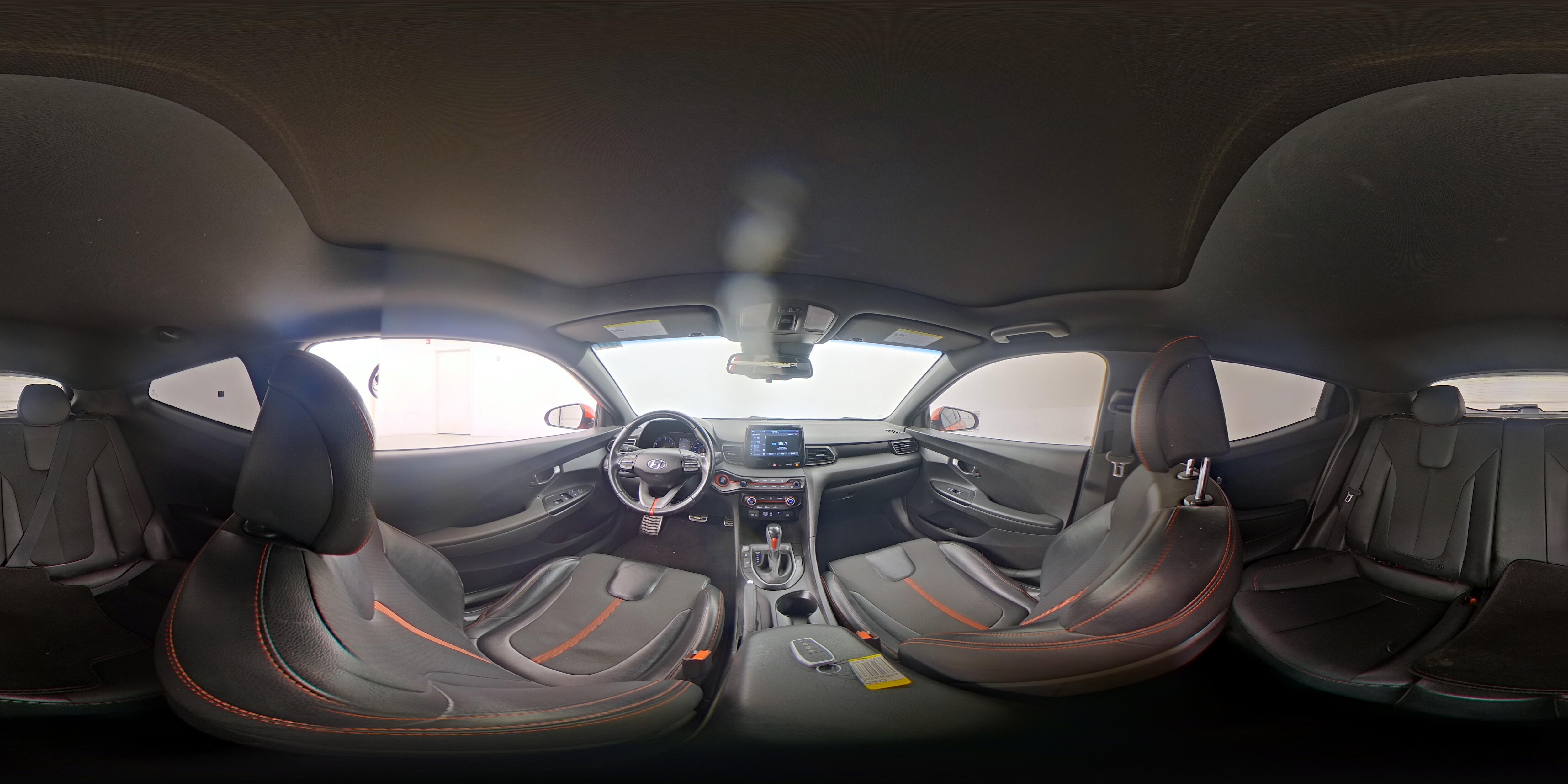 2021 Hyundai Veloster Base - Photo 25