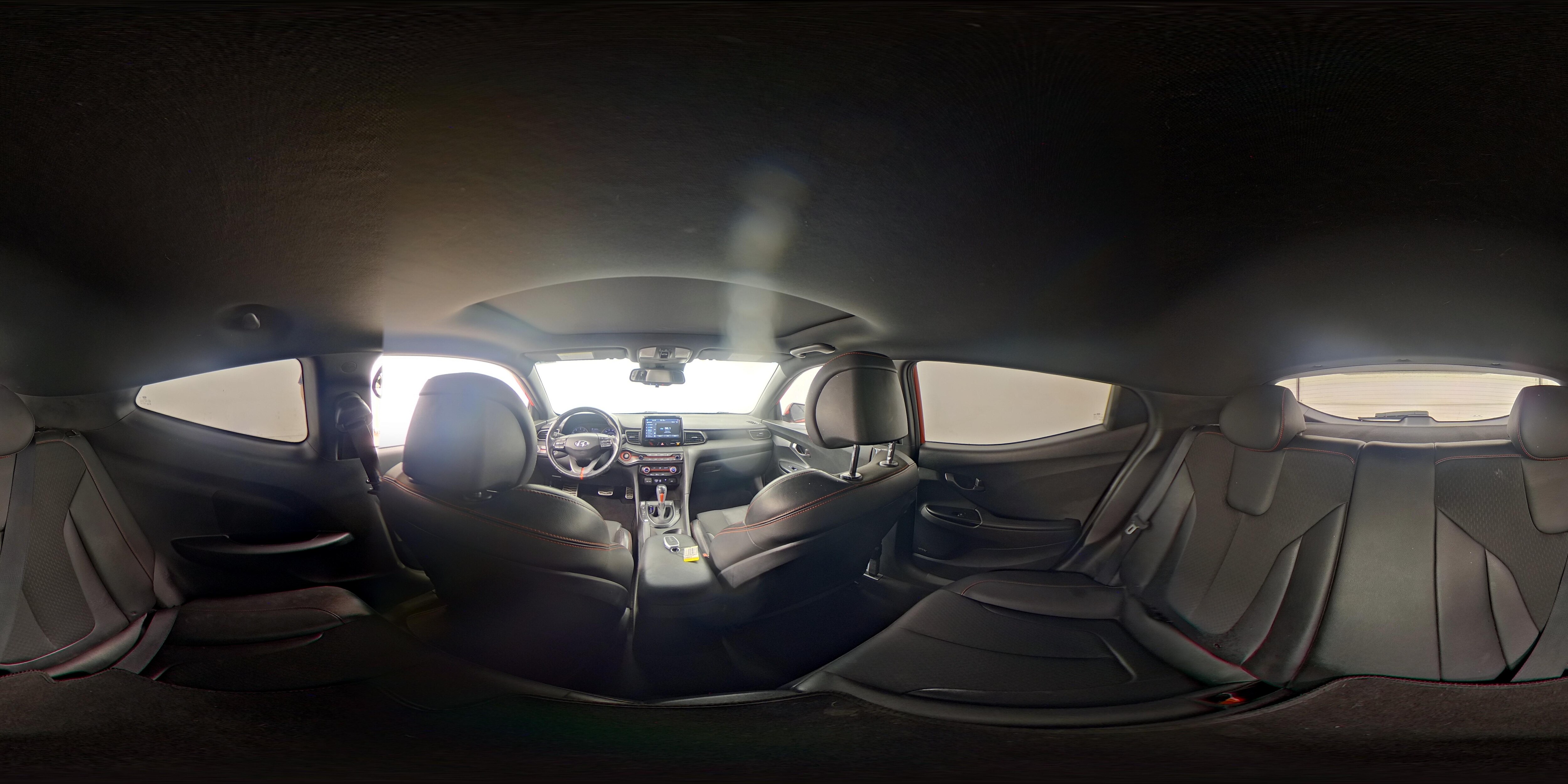 2021 Hyundai Veloster Base - Photo 26