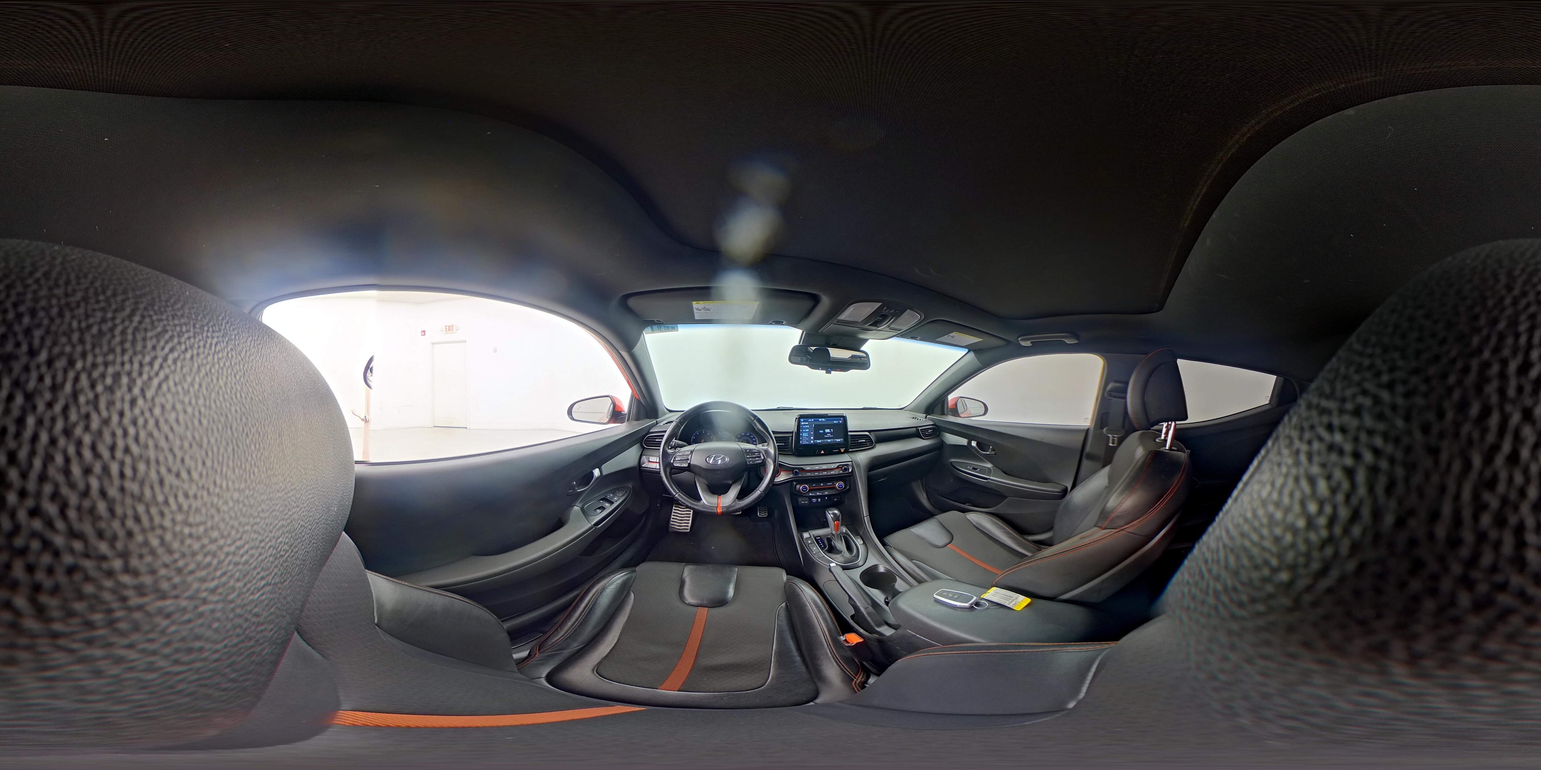 2021 Hyundai Veloster Base - Photo 27