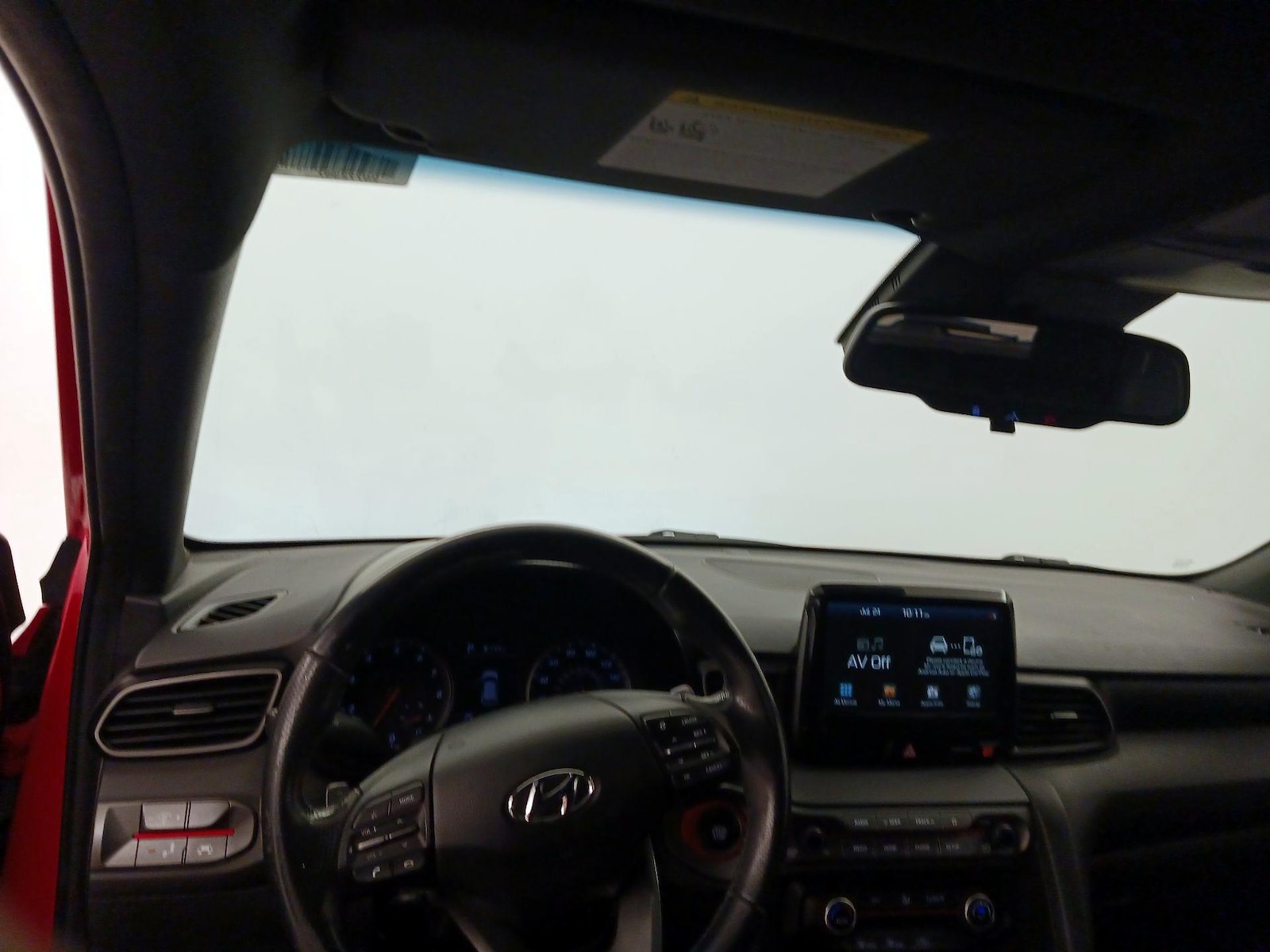 2021 Hyundai Veloster Base - Photo 11