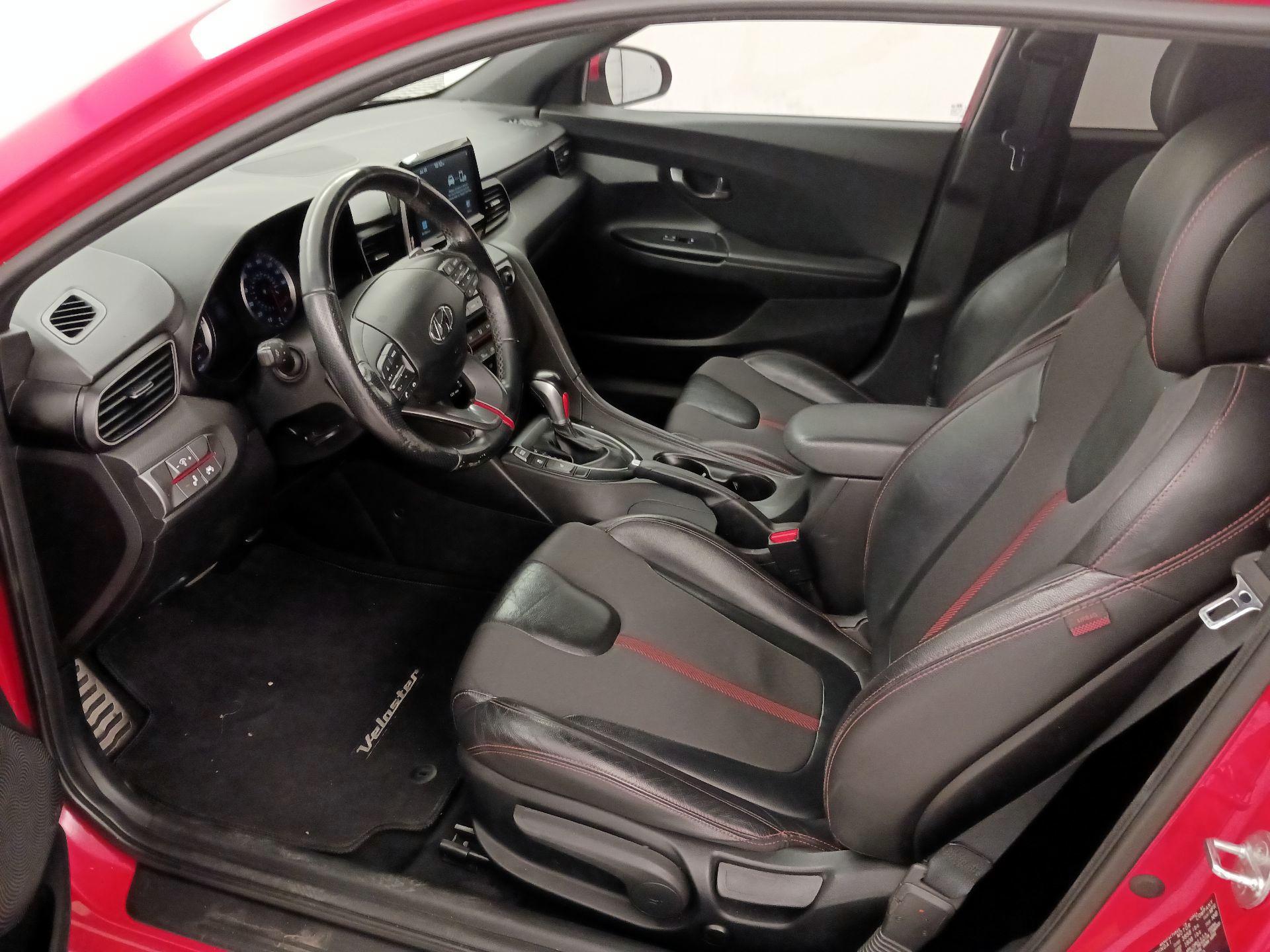 Thumbnail: 2021 Hyundai Veloster - 11